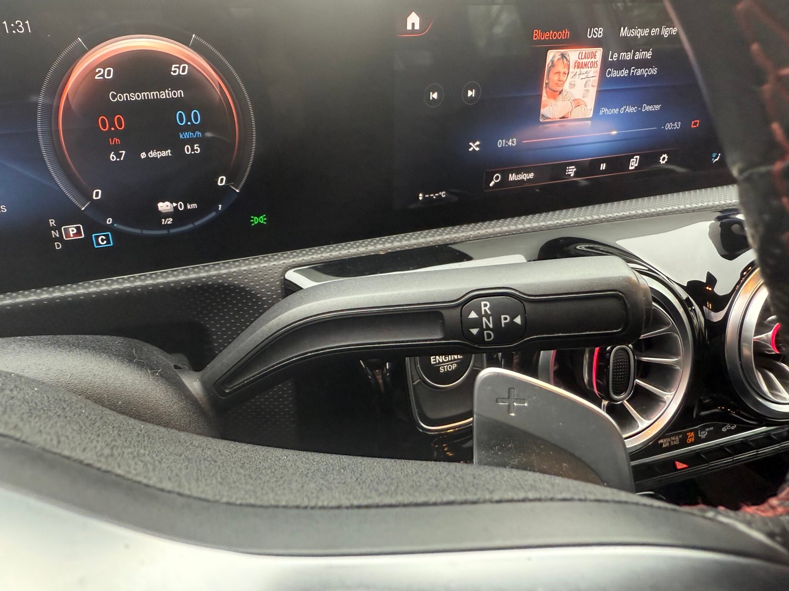 Mercedes-Benz Classe A 250e Toit ouvrant AMG Line 1.3 Ti 16V 218cv Boîte auto