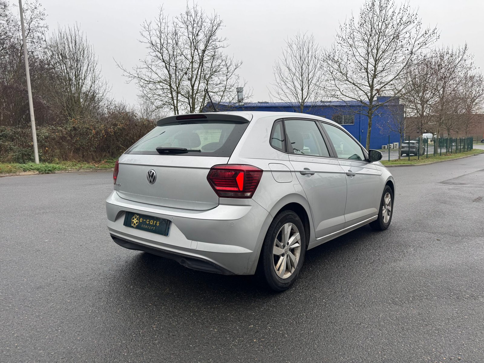 VOLKSWAGEN Polo VI « Confortline » 1.0 MPI BMT 80CH