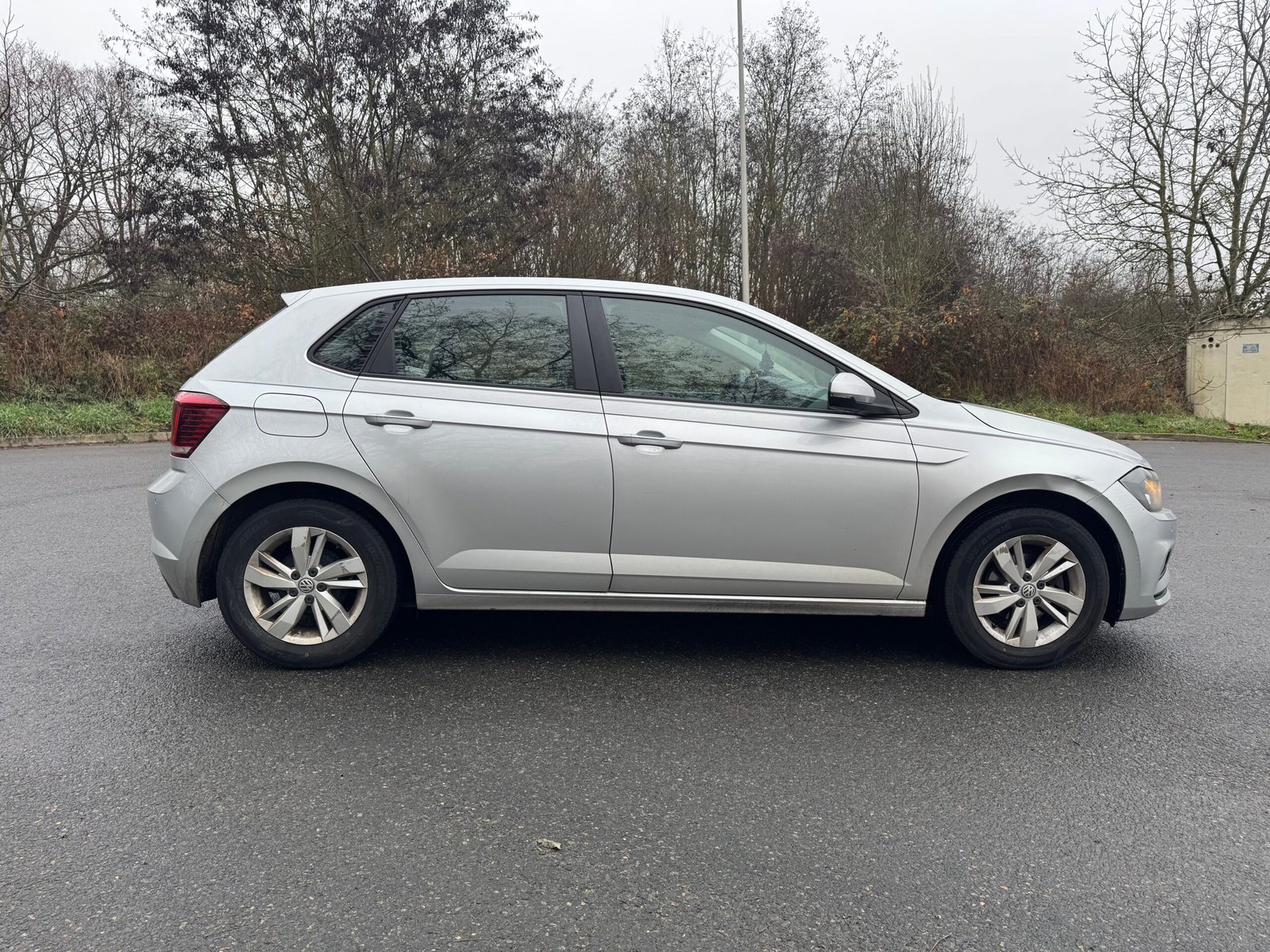 VOLKSWAGEN Polo VI « Confortline » 1.0 MPI BMT 80CH