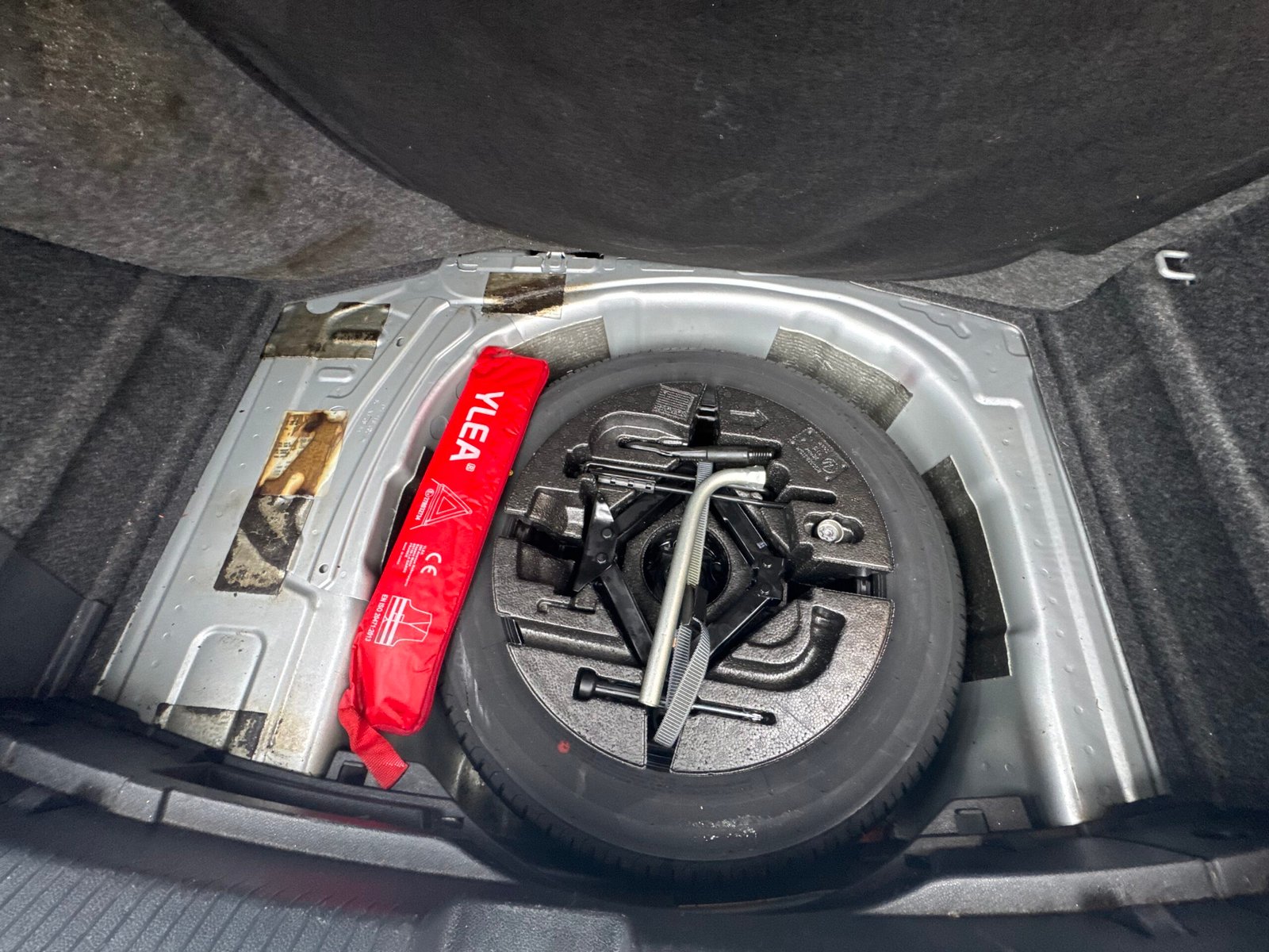 VOLKSWAGEN Polo VI « Confortline » 1.0 MPI BMT 80CH