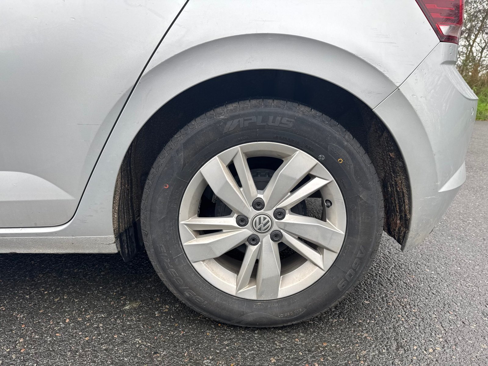 VOLKSWAGEN Polo VI « Confortline » 1.0 MPI BMT 80CH