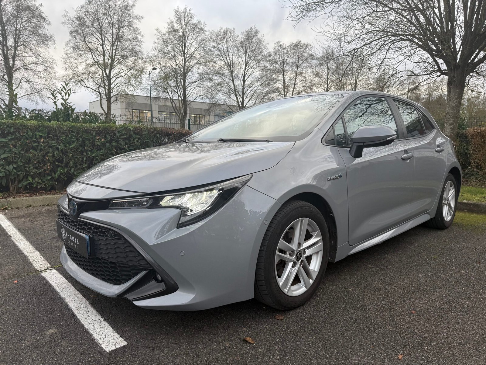 TOYOTA Corolla Dynamic Business (210) (UKP) HB 1.8 VVT-i 16V GPS 122 HSD CVT 98 cv Boîte auto