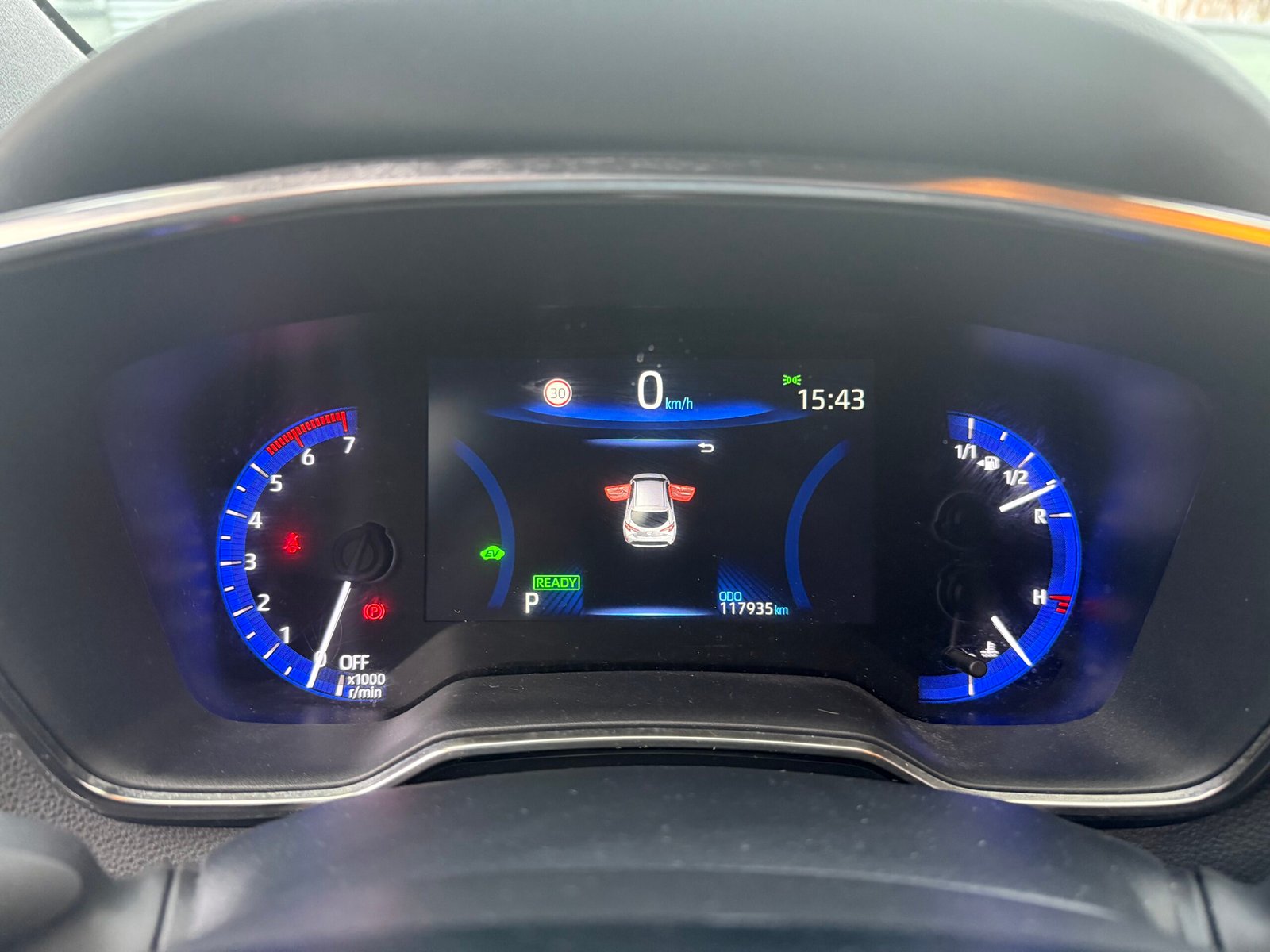 TOYOTA Corolla Dynamic Business (210) (UKP) HB 1.8 VVT-i 16V GPS 122 HSD CVT 98 cv Boîte auto