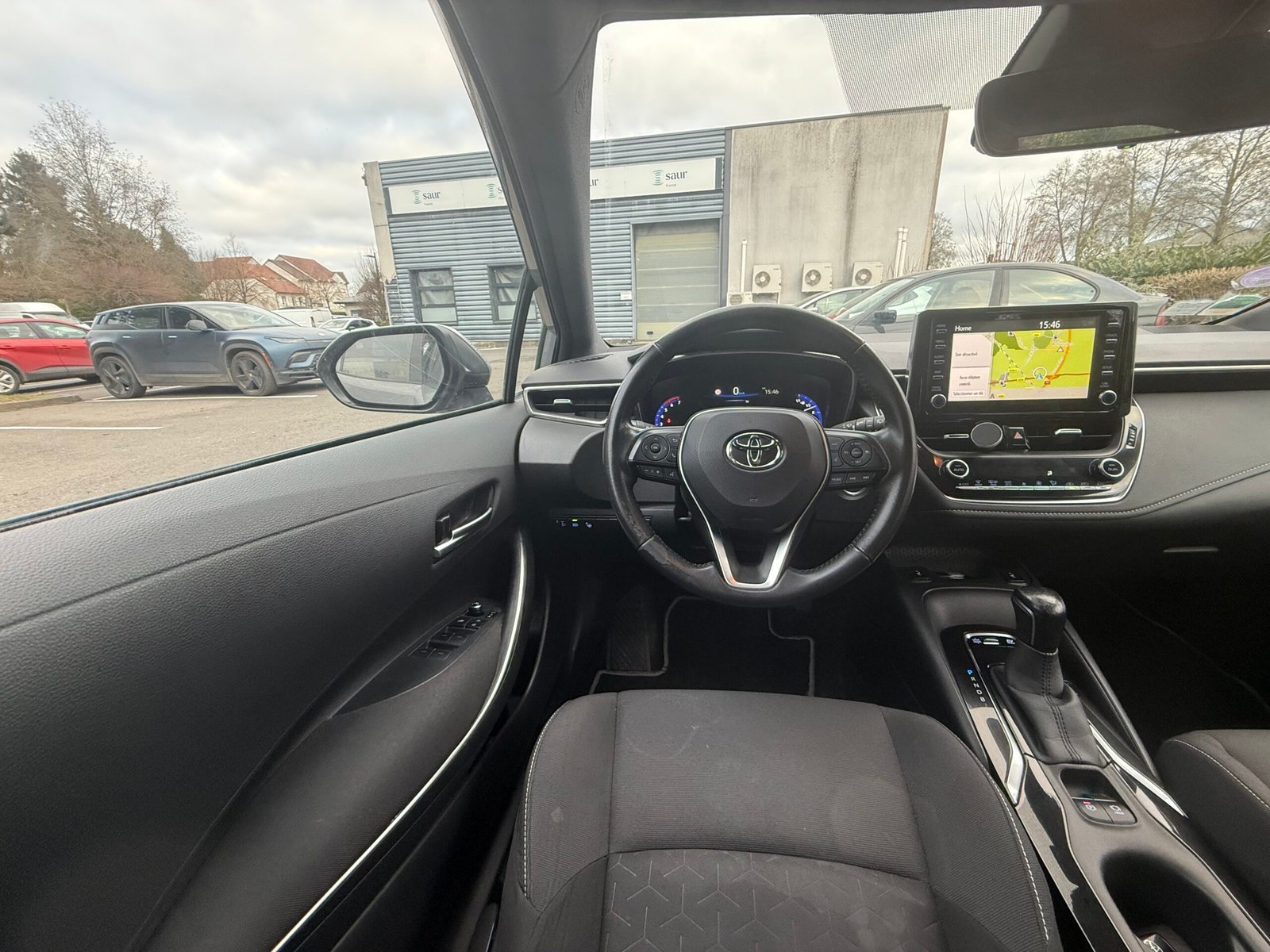 TOYOTA Corolla Dynamic Business (210) (UKP) HB 1.8 VVT-i 16V GPS 122 HSD CVT 98 cv Boîte auto