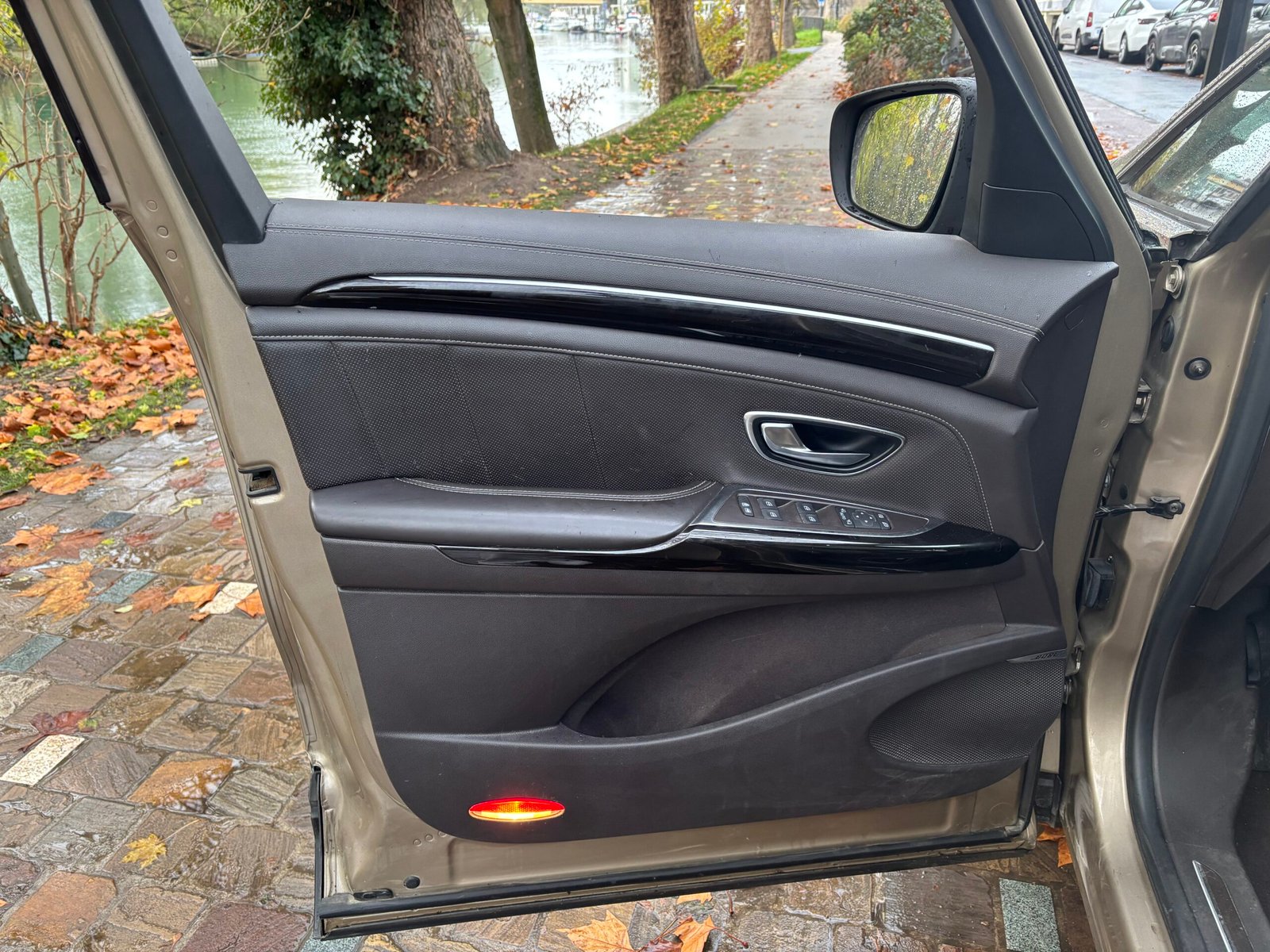 RENAULT Espace V 1.6 dCi 16V EDC6 161 cv