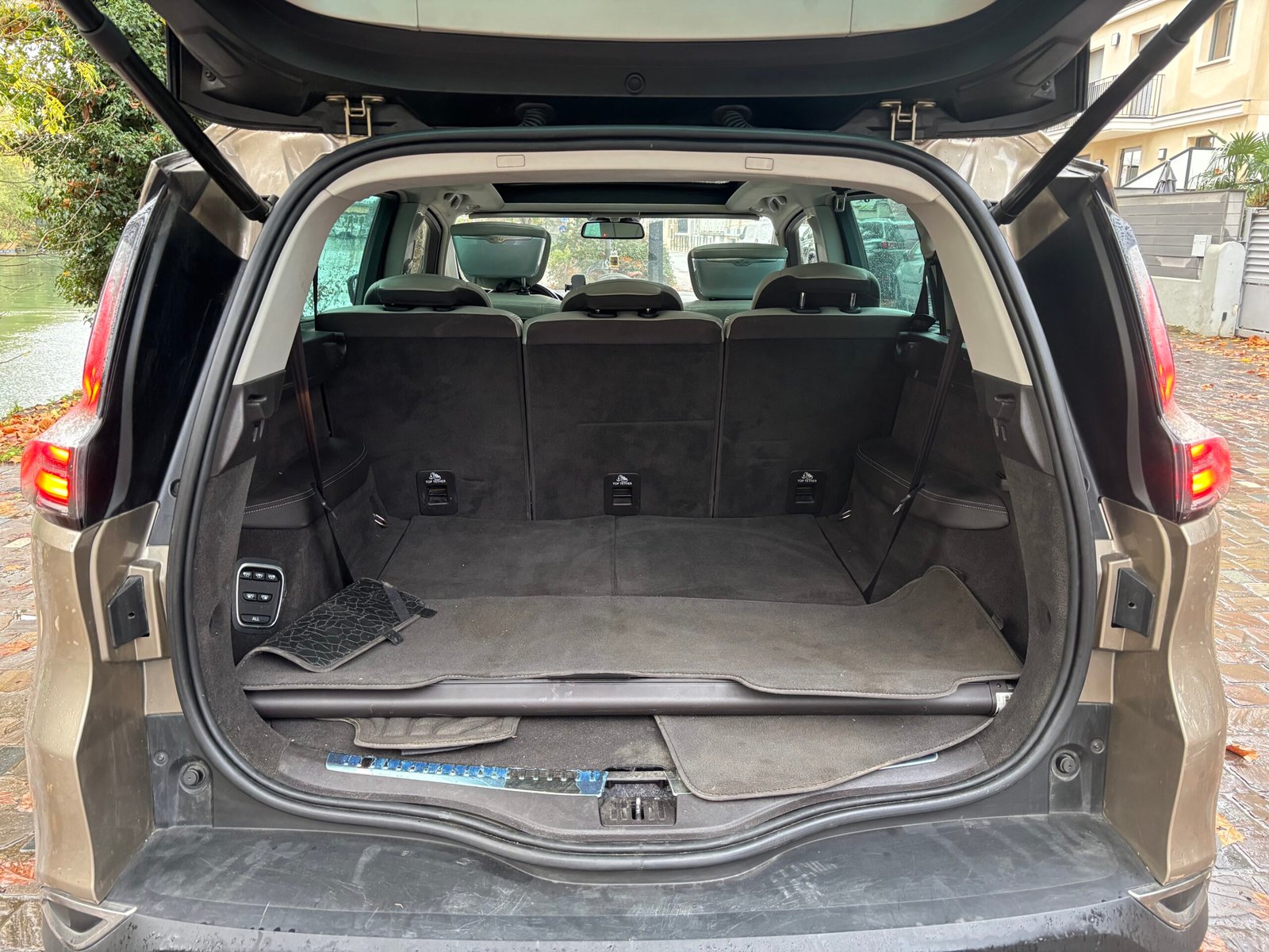 RENAULT Espace V 1.6 dCi 16V EDC6 161 cv