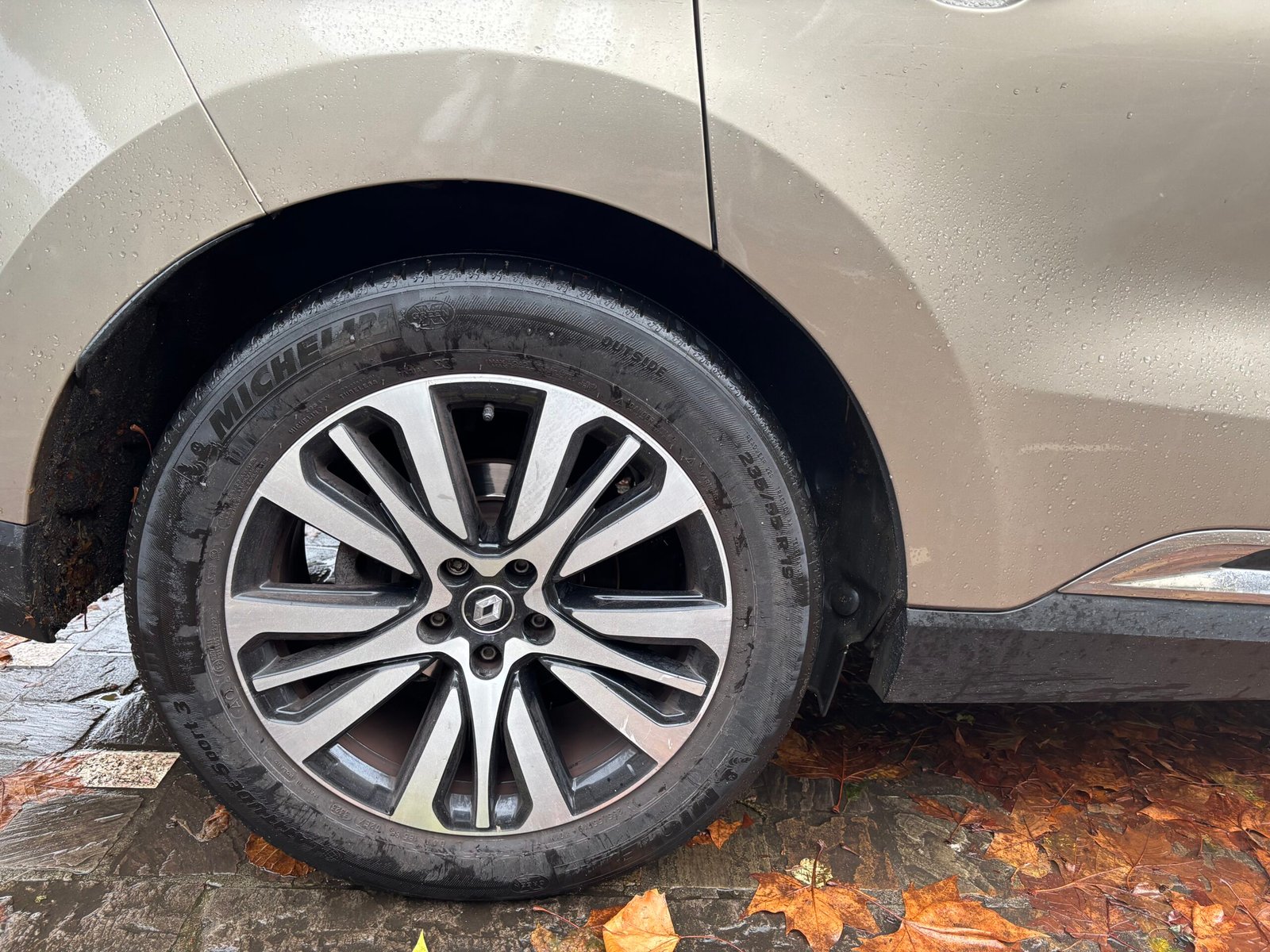 RENAULT Espace V 1.6 dCi 16V EDC6 161 cv