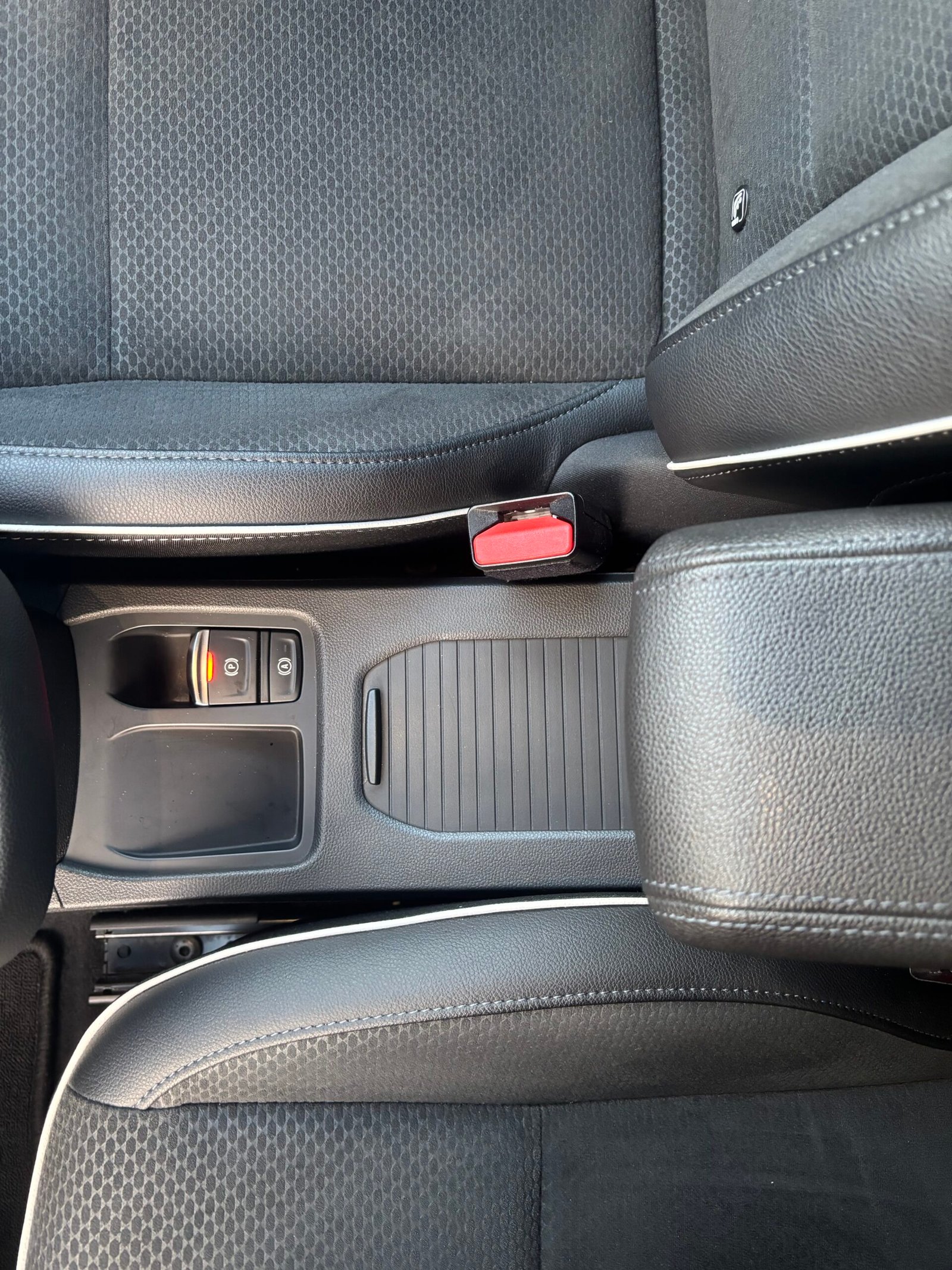 Renault Clio V 5 Portes 1.3 TCe 130 cv Boîte auto