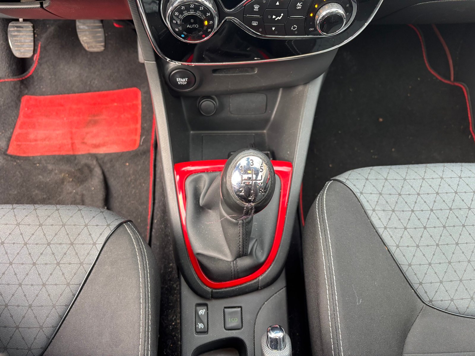 Renault Clio IV 0.9 TCe 12V Energy eco2 S&S 90 cv