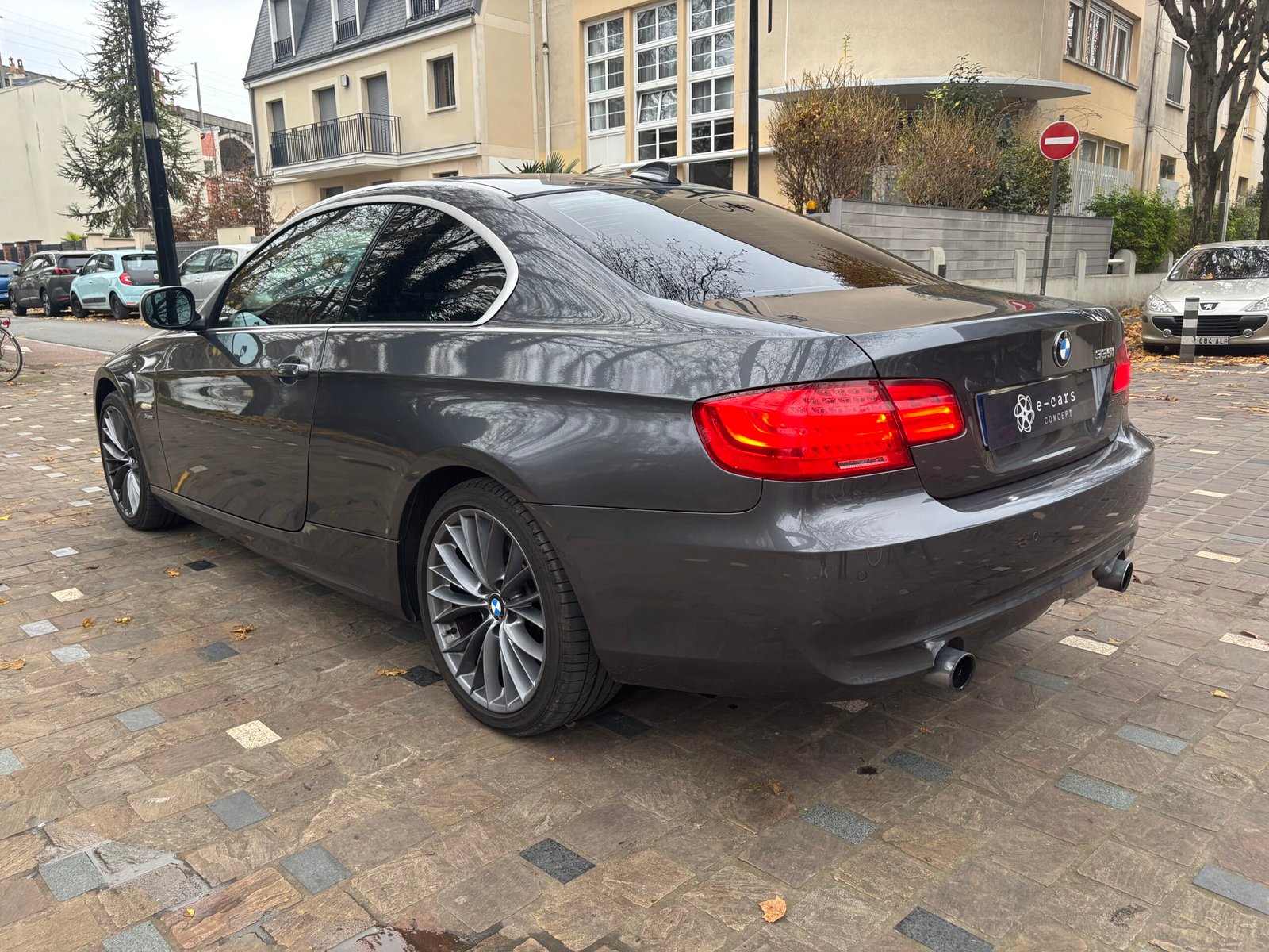 BMW Série 3 (E92) Coupé 335i xDrive 3.0 306 ch “Exclusive”