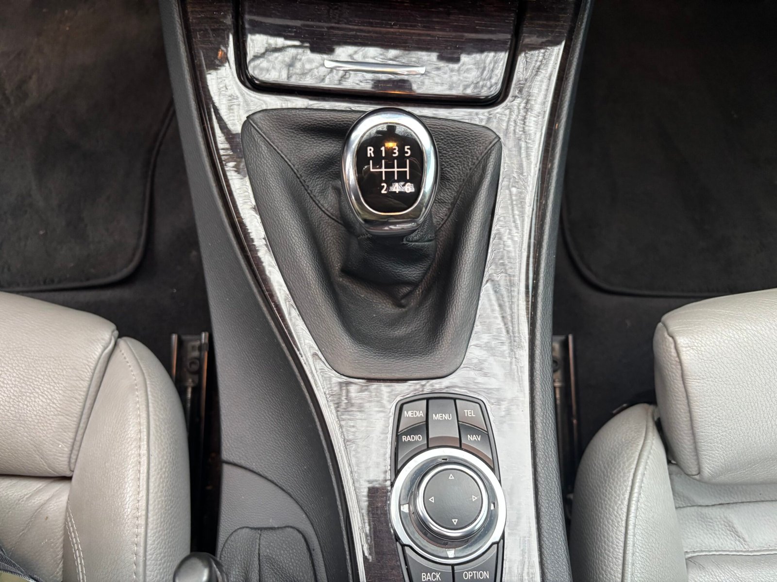 BMW Série 3 (E92) Coupé 335i xDrive 3.0 306 ch “Exclusive”