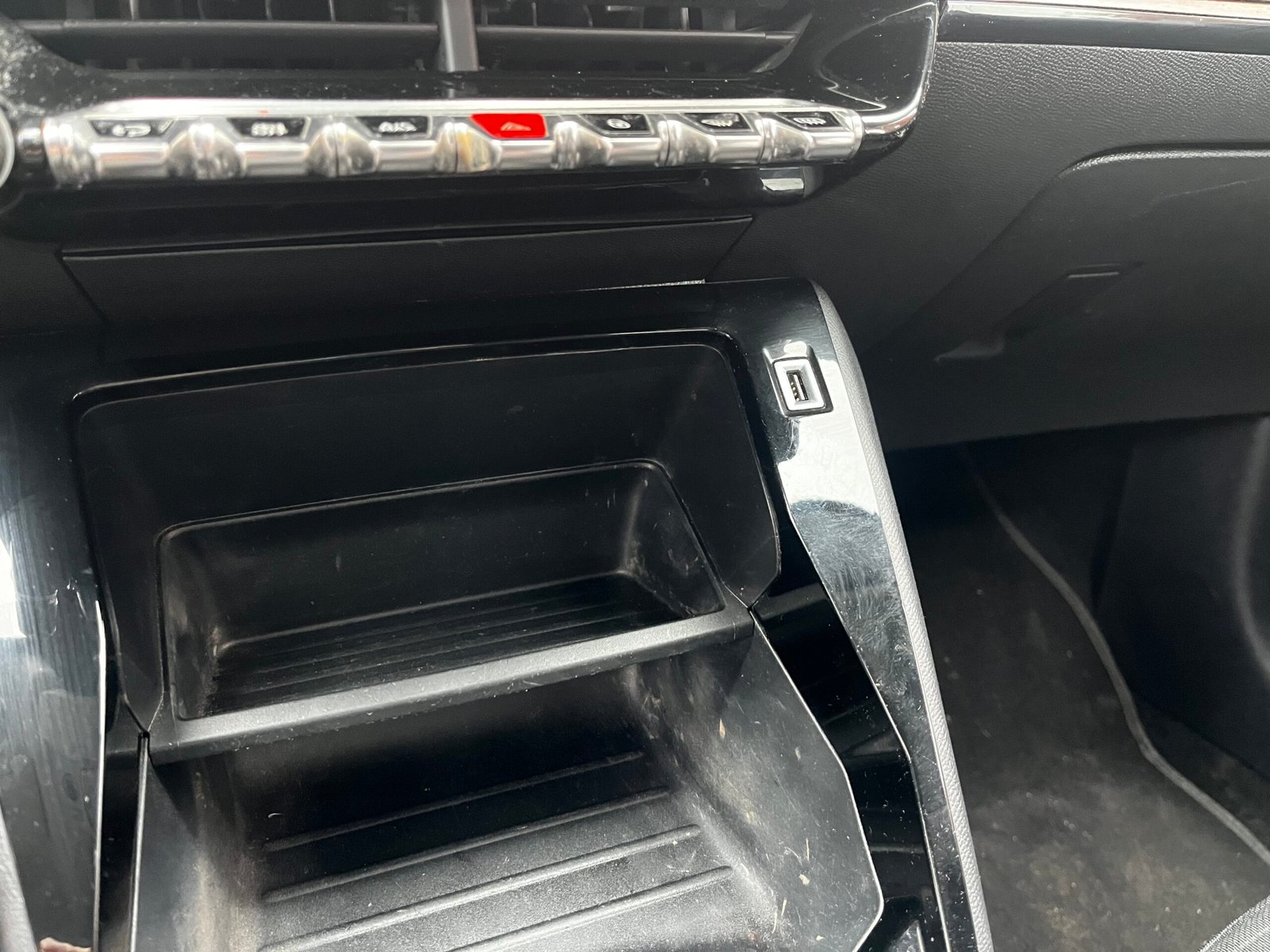 PEUGEOT 208 1.2 PureTech 100Ch “Style”