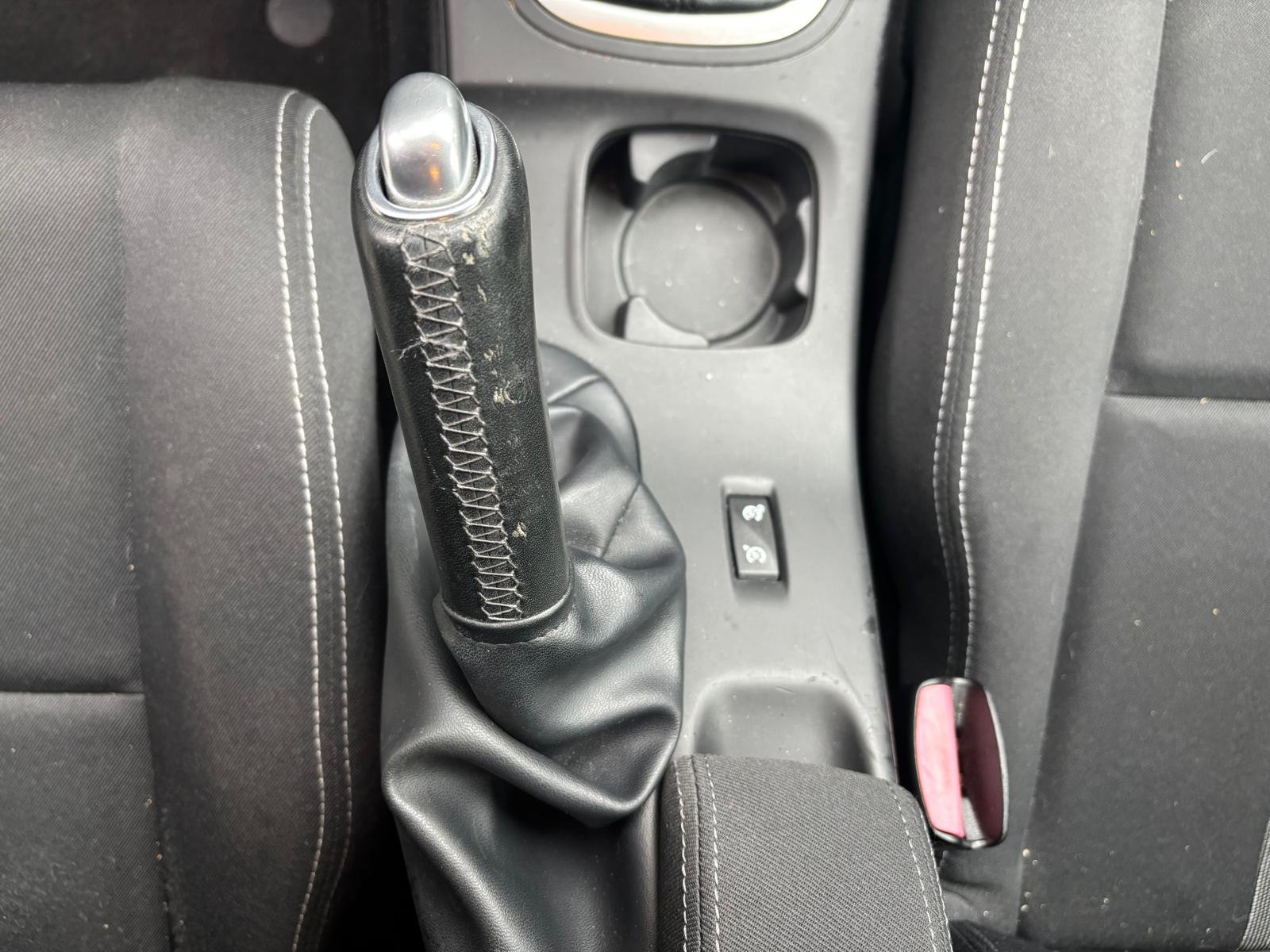 RENAULT Mégane III Hatchback 1.4 TCe 16V 130 cv