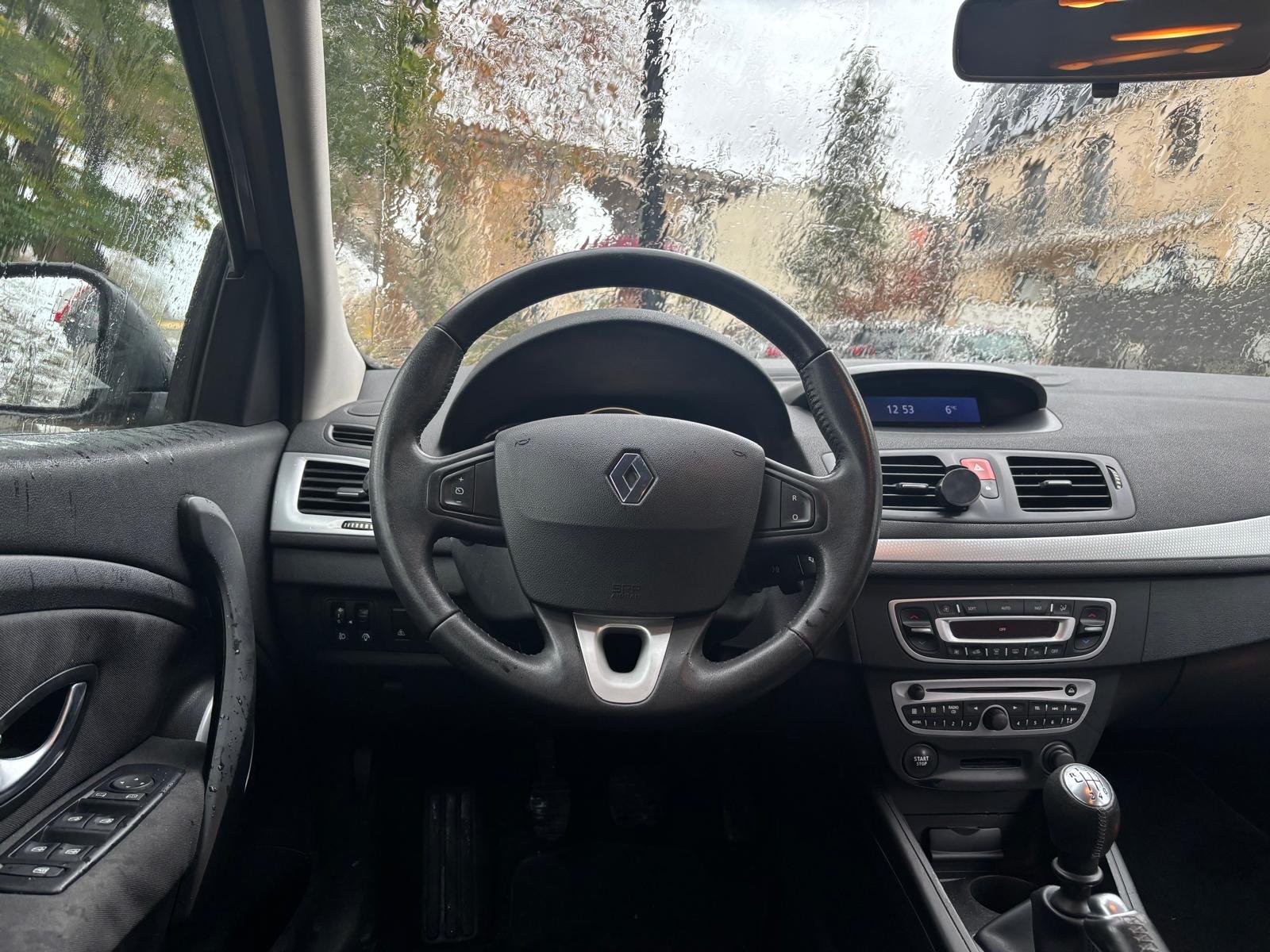 RENAULT Mégane III Hatchback 1.4 TCe 16V 130 cv