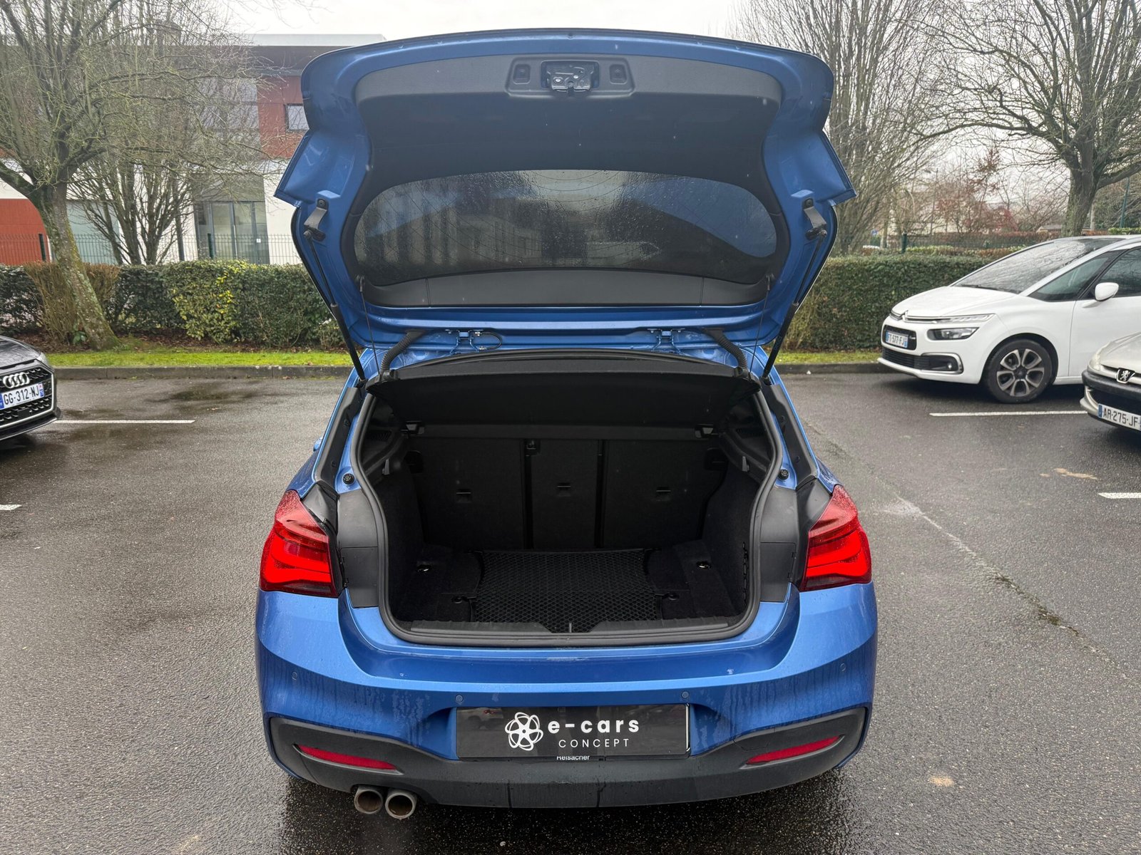 BMW Série 1 Pack M Sport Ultimate(F20) LCI 5 portes 120i 2.0 i 16V 184 cv Boîte auto