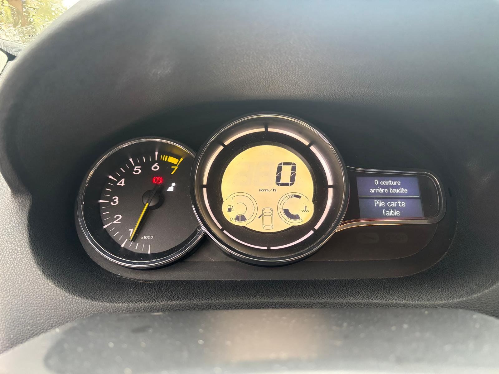 RENAULT Mégane III Hatchback 1.4 TCe 16V 130 cv