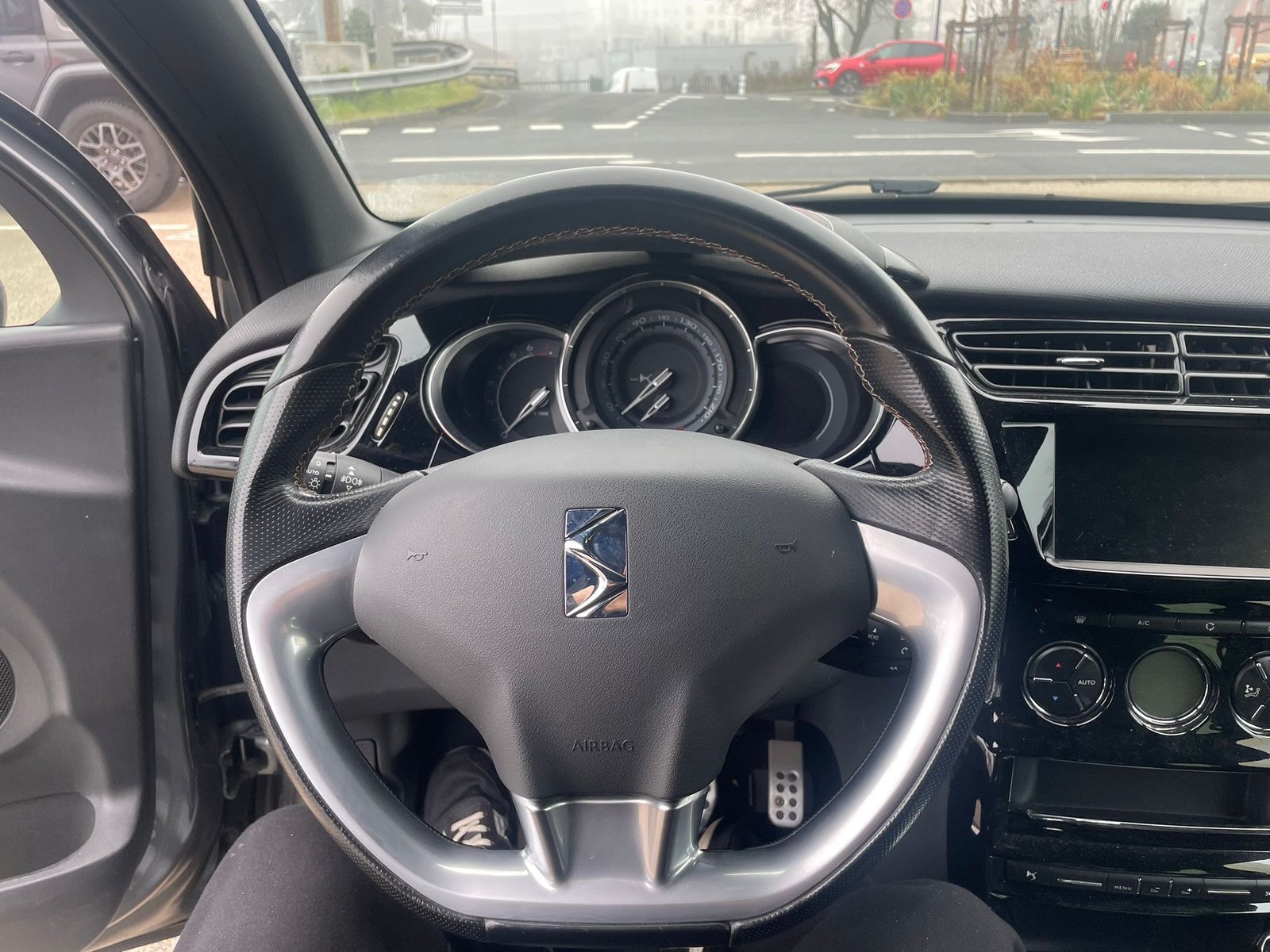 DS Ds3 PERFORMANCE manuelle 165ch essence