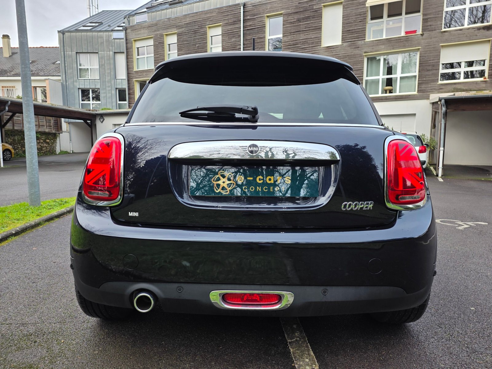 Mini Cooper Yours 1.5 i 136 Ch