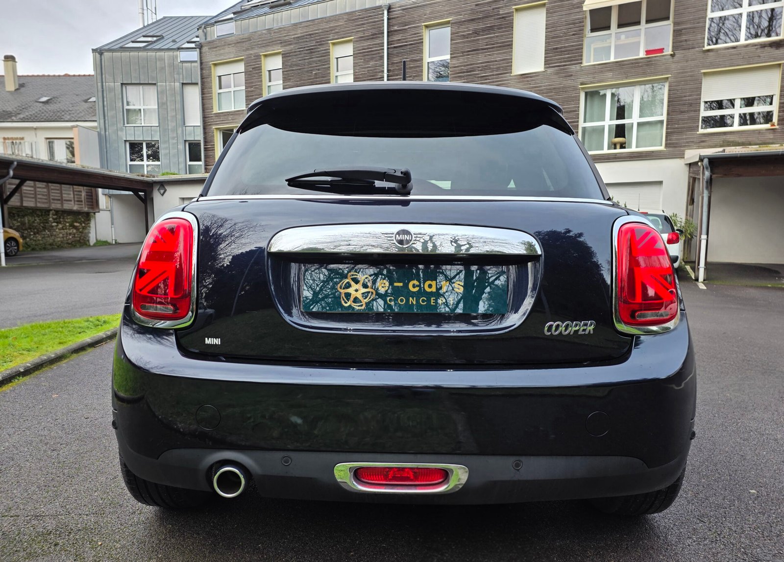 Mini Cooper Yours 1.5 i 136 Ch