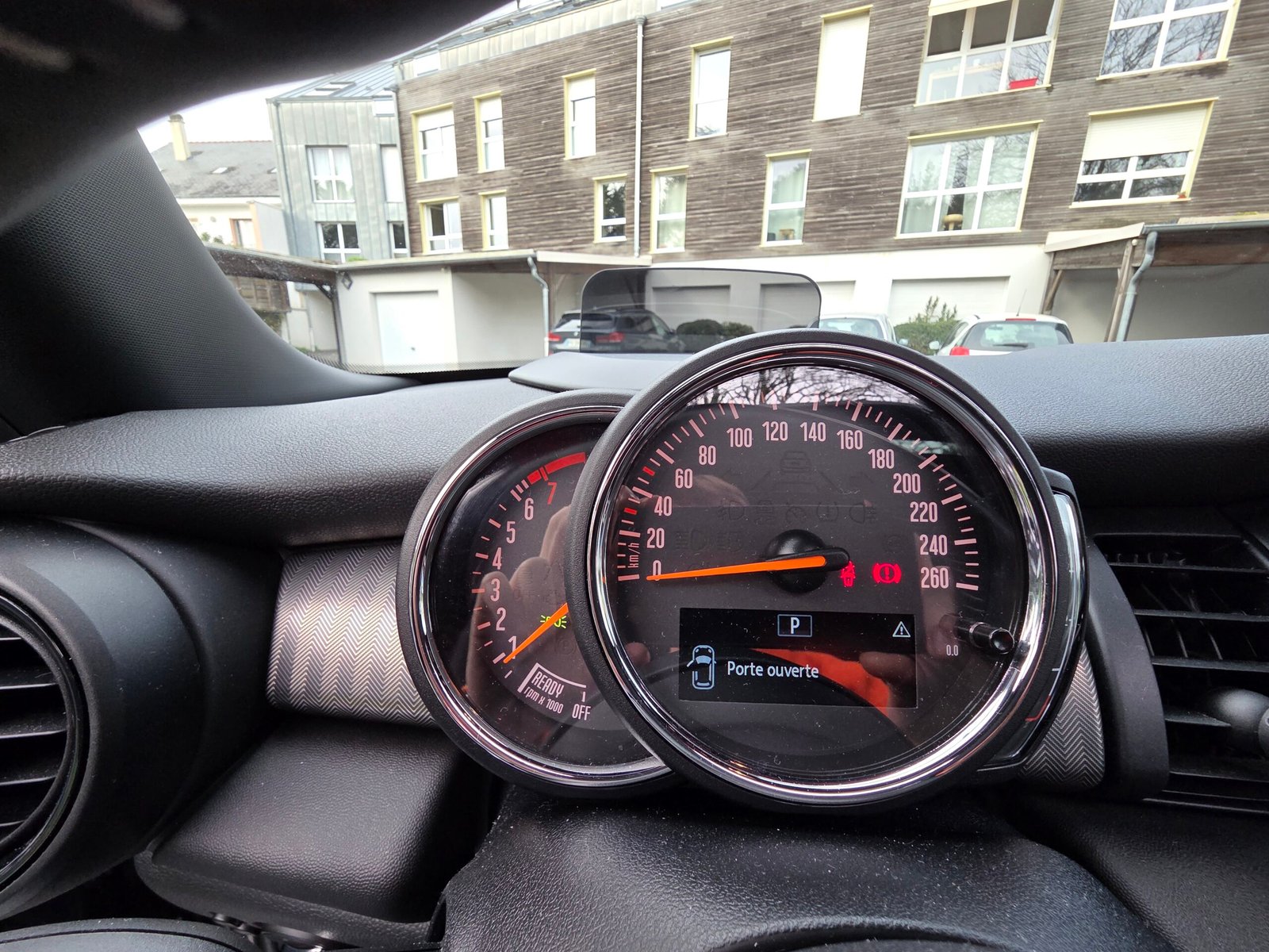 Mini Cooper Yours 1.5 i 136 Ch