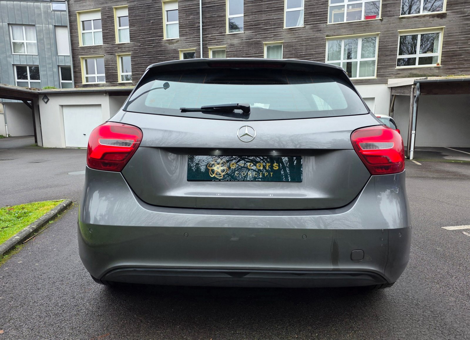 Mercedes-Benz Classe A 180 Phase 2 1,6i 122 Ch