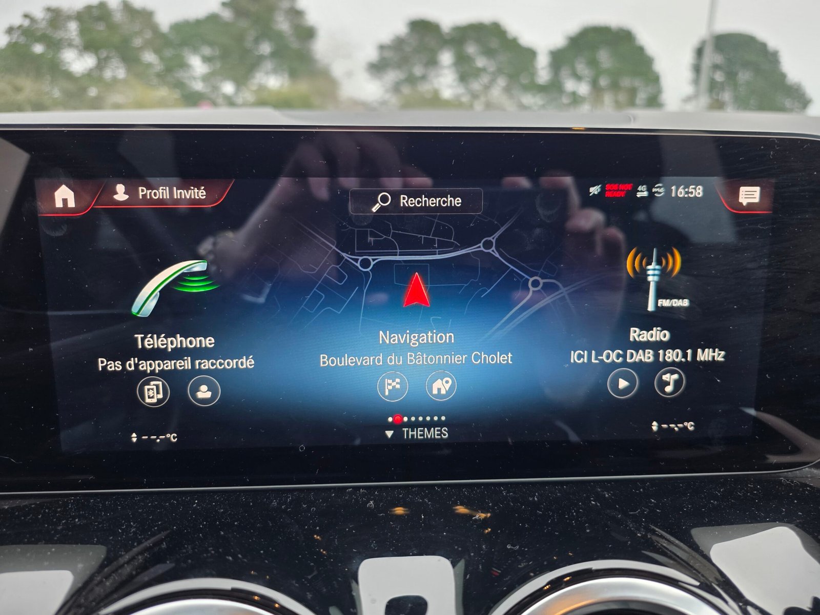 MERCEDES-BENZ GLA 250 E 1.3i TURBO HYBRID