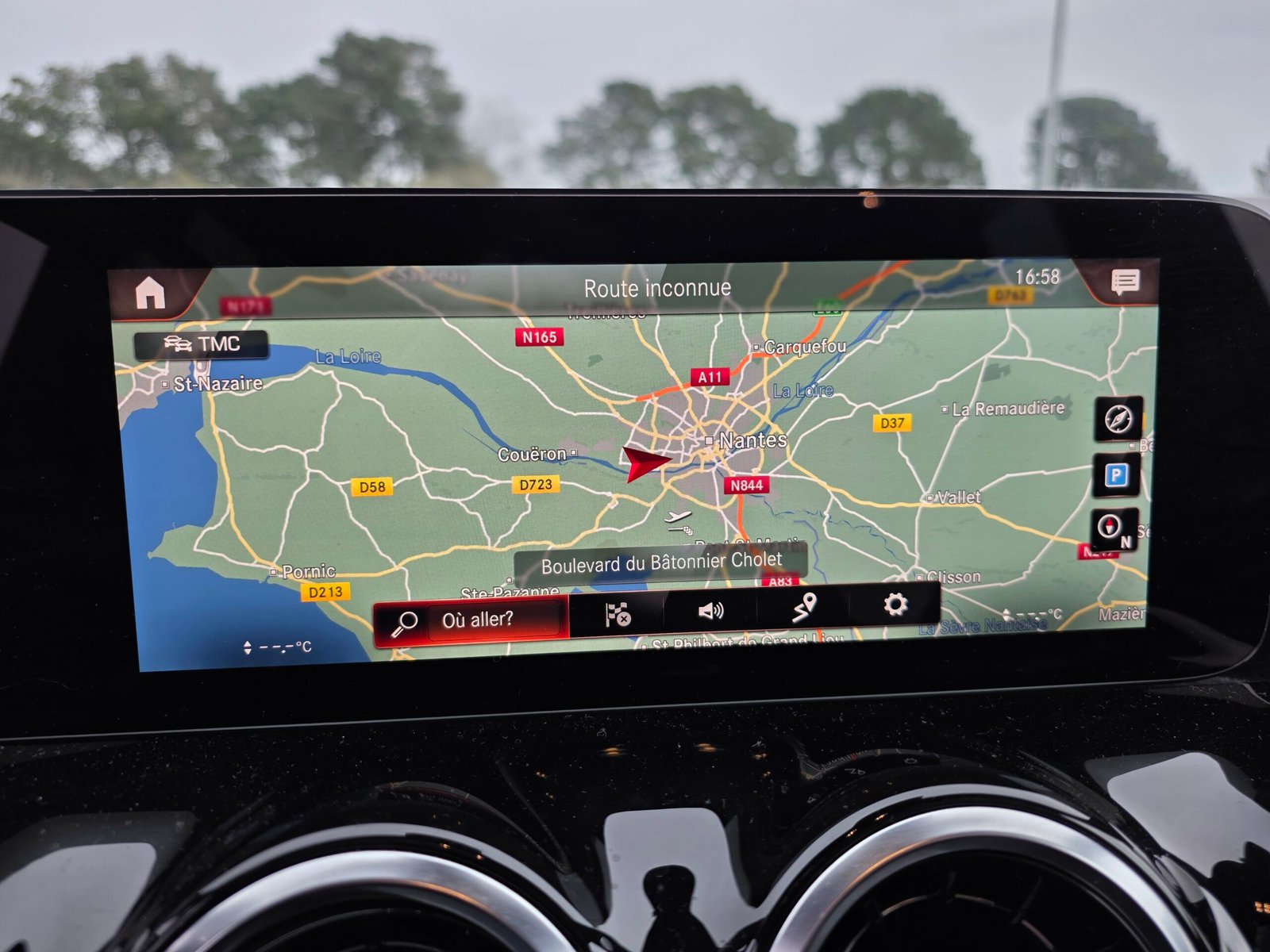 MERCEDES-BENZ GLA 250 E 1.3i TURBO HYBRID