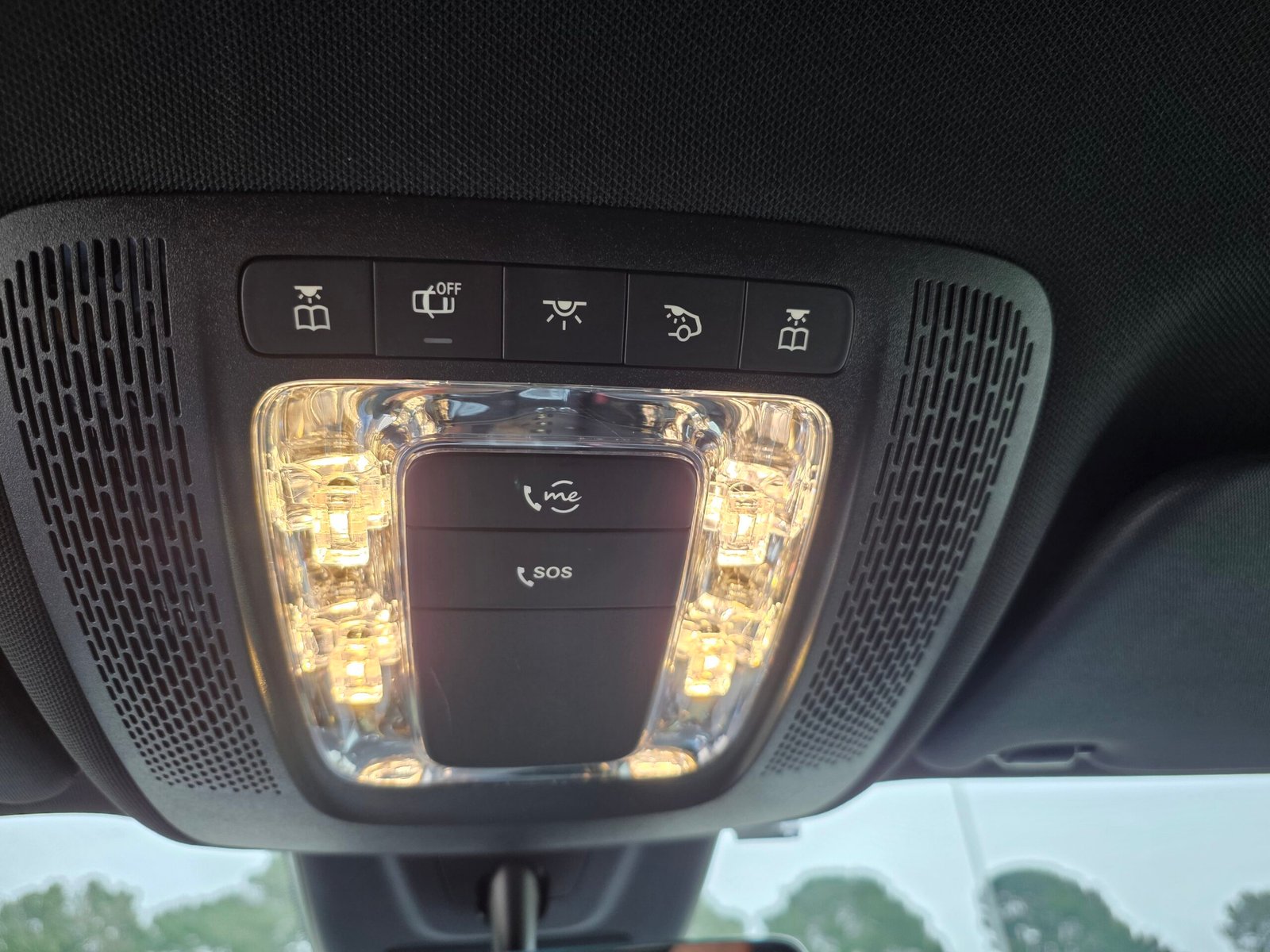 MERCEDES-BENZ GLA 250 E 1.3i TURBO HYBRID