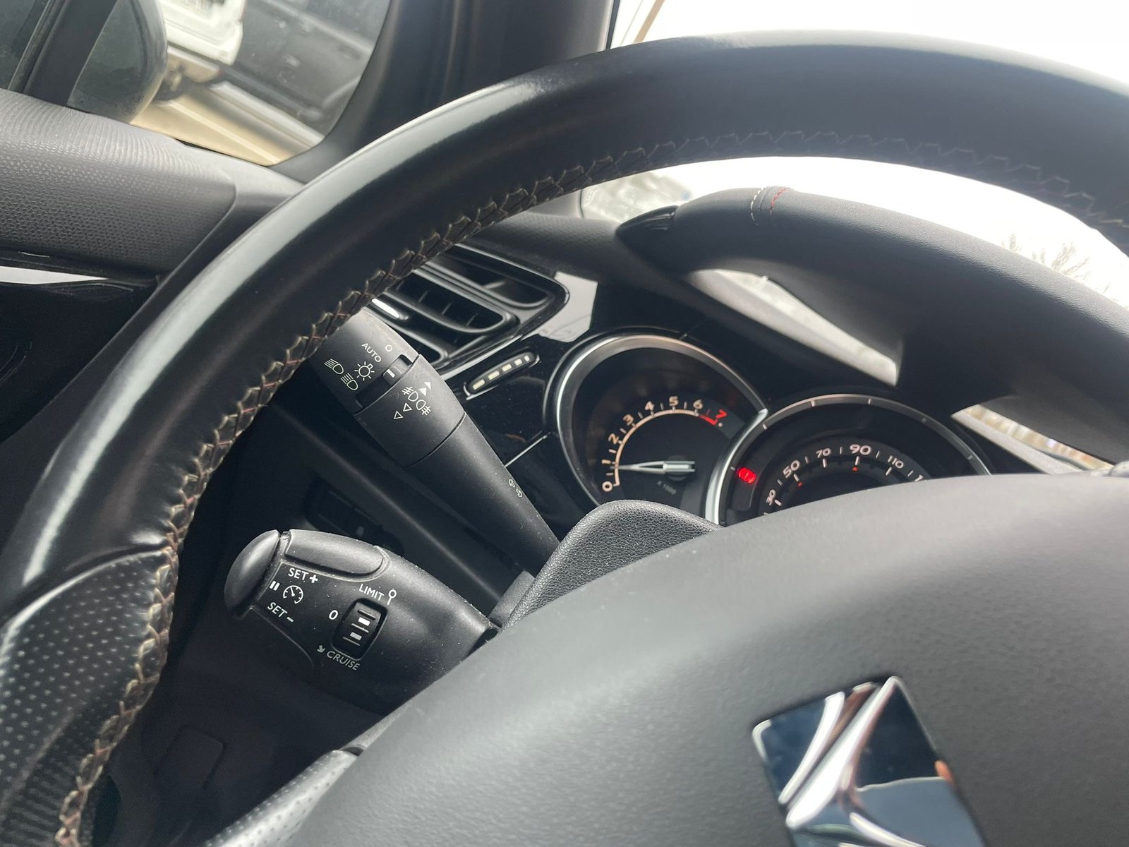 DS Ds3 PERFORMANCE manuelle 165ch essence