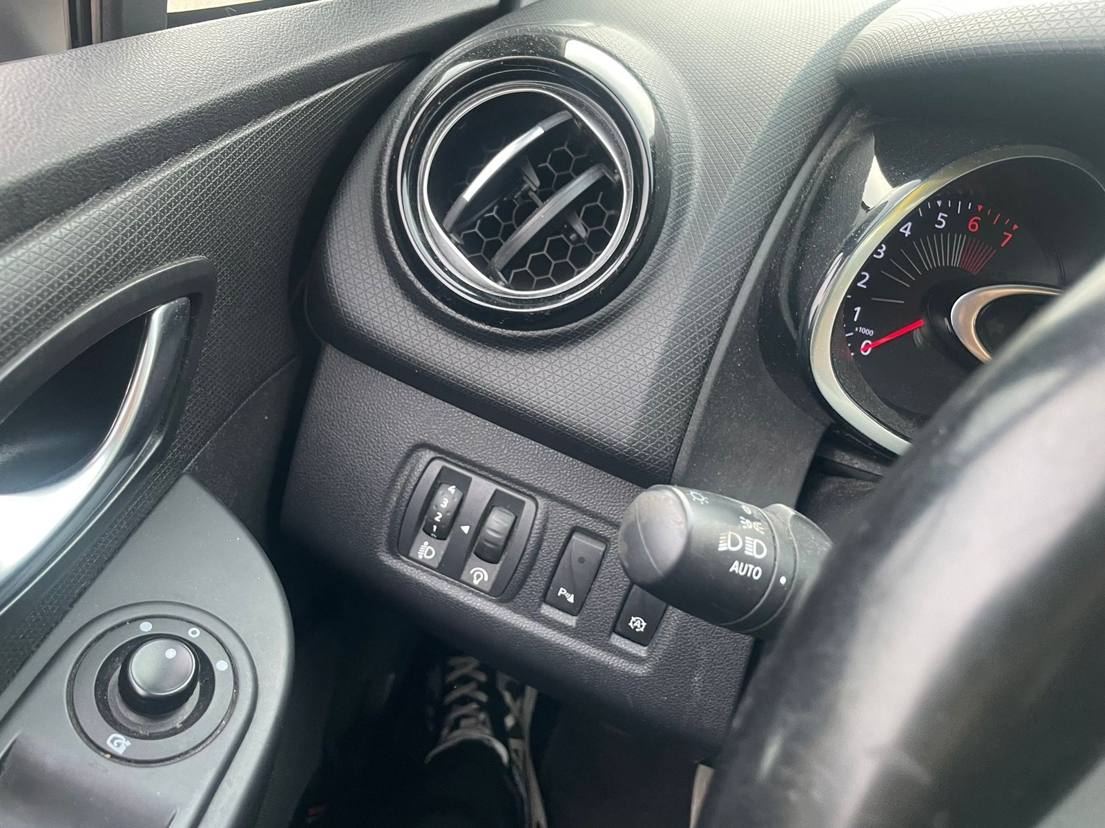 Renault Clio IV 0,9 tce intens 90ch