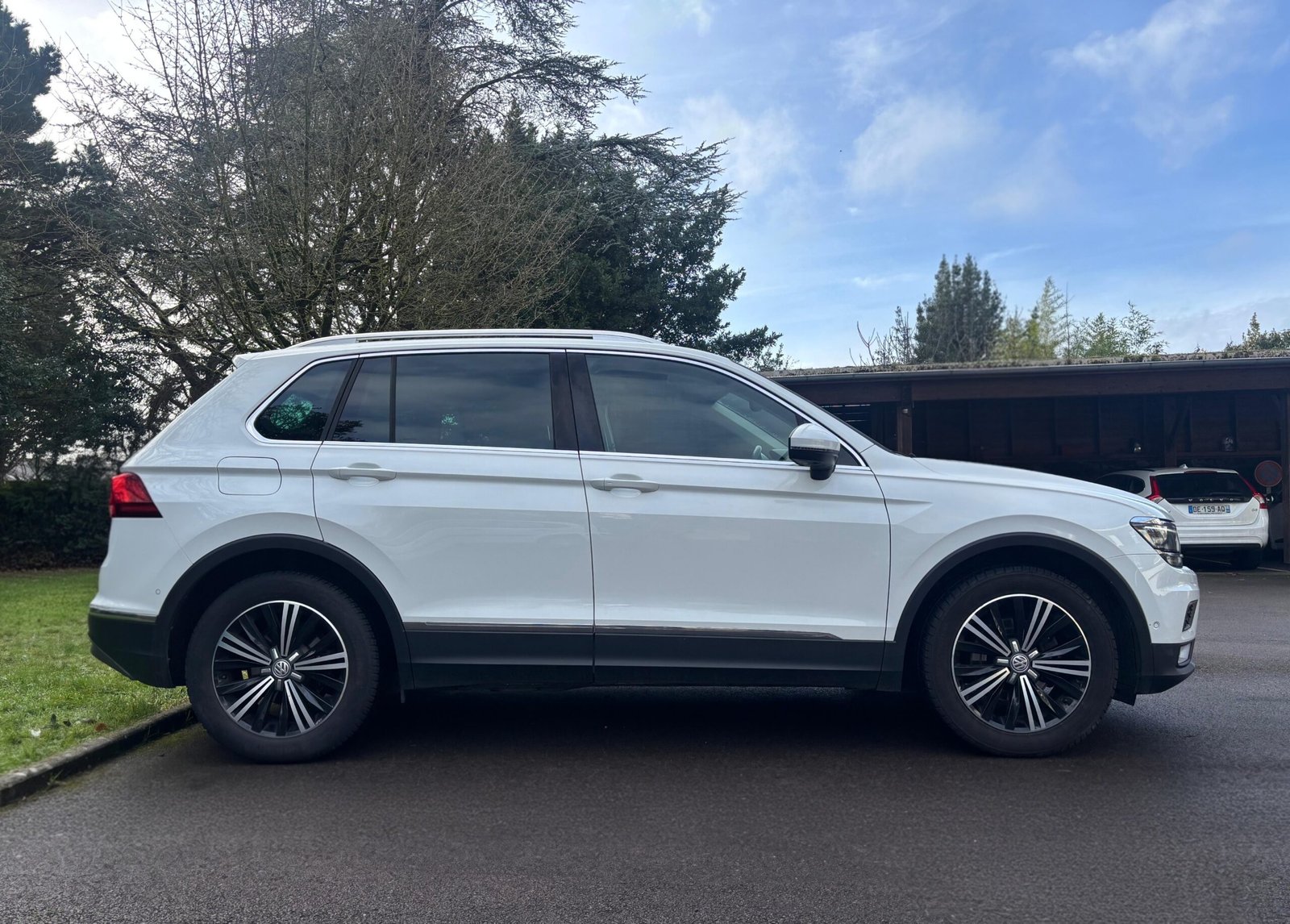 VOLKSWAGEN TIGUAN II Carat 2.0 TDi 150 cv