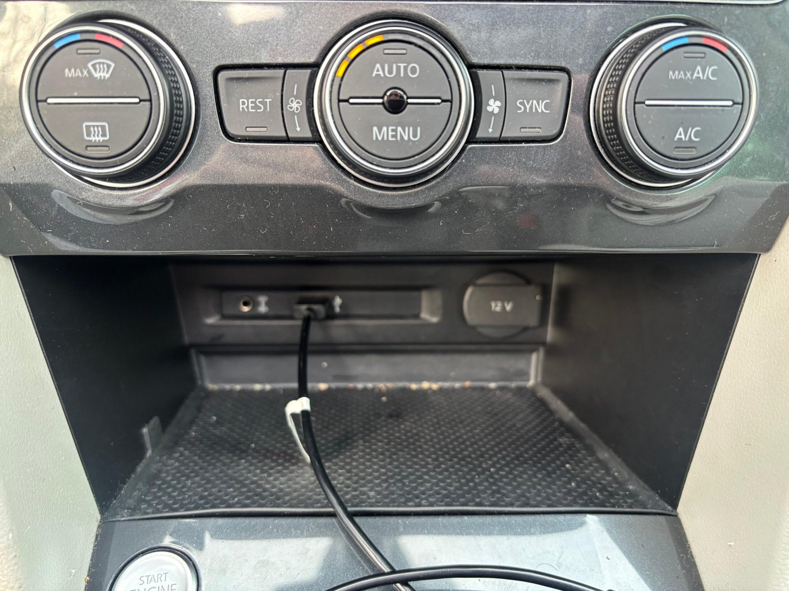 VOLKSWAGEN TIGUAN II Carat 2.0 TDi 150 cv