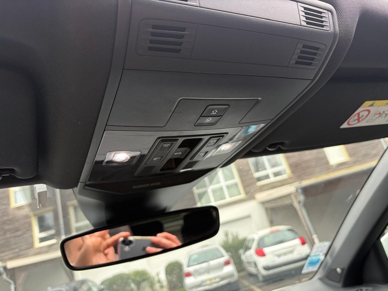 VOLKSWAGEN T-ROC FIRST EDITION 2.0 TDI 4Motion DSG7 150 CH Boîte auto