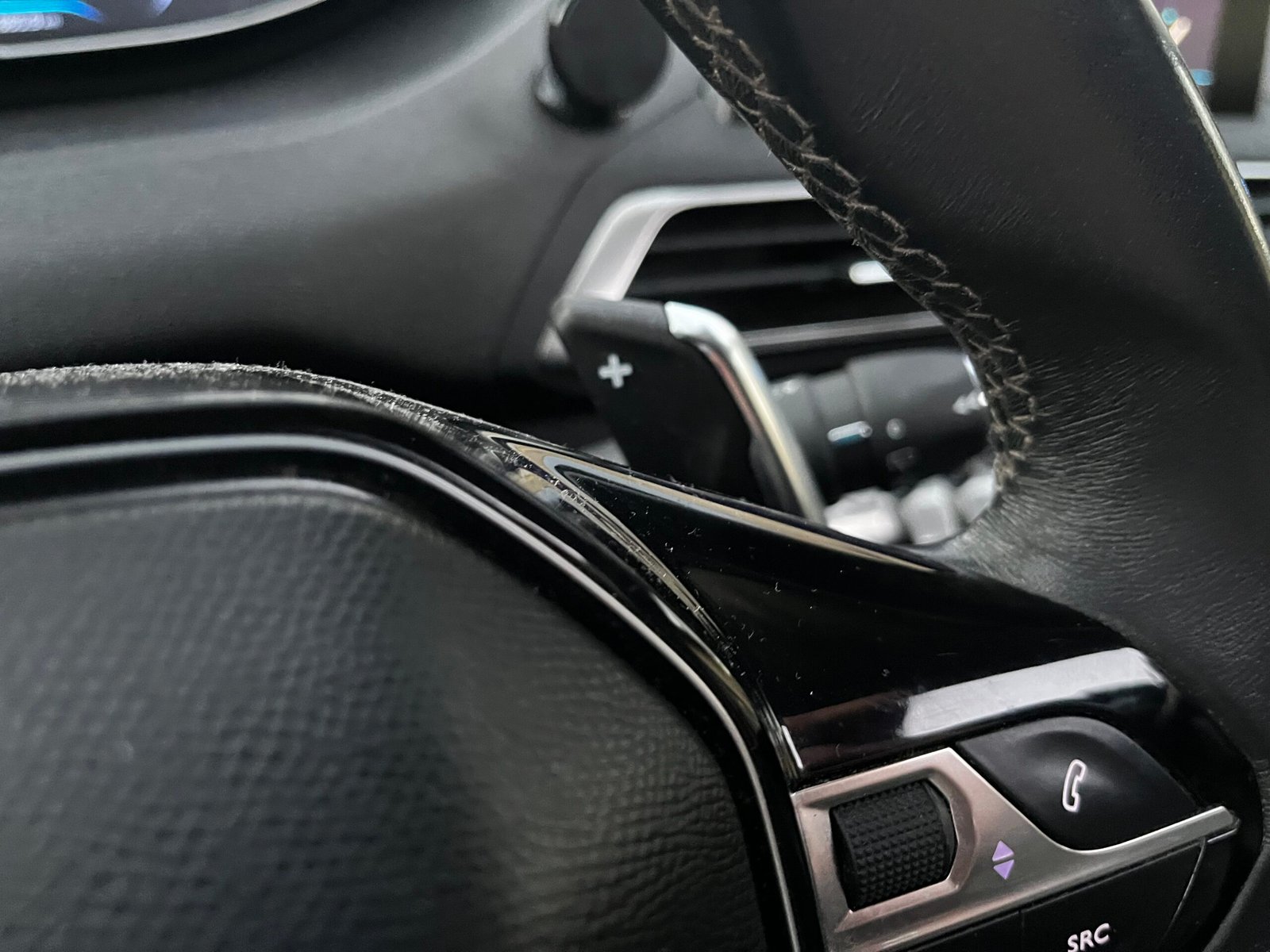 PEUGEOT 3008 1.2 THP 12V EAT6 130Ch “GT Line”