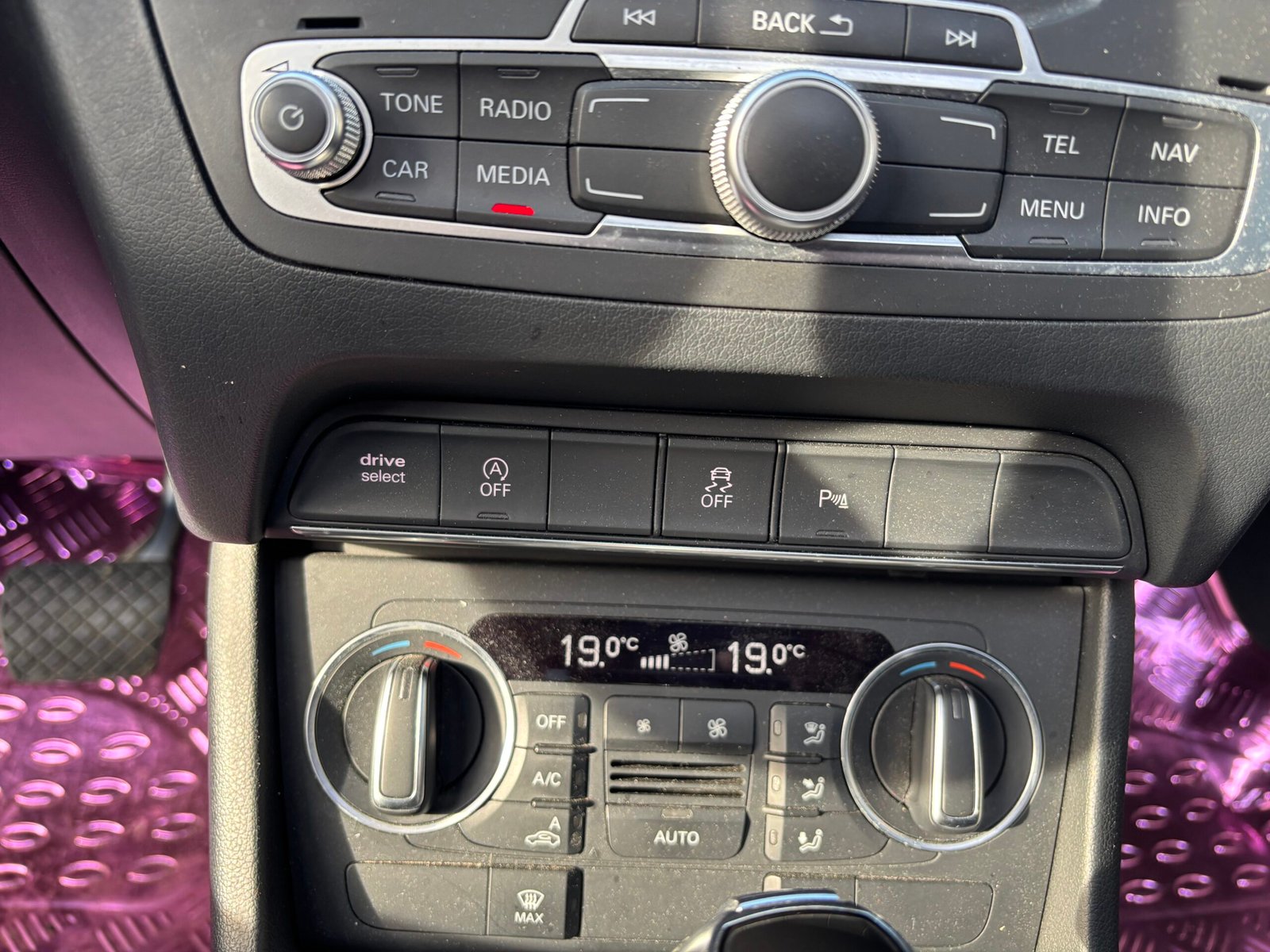 AUDI Q3 Quattro 2.0 TDI 150ch “S-Line”