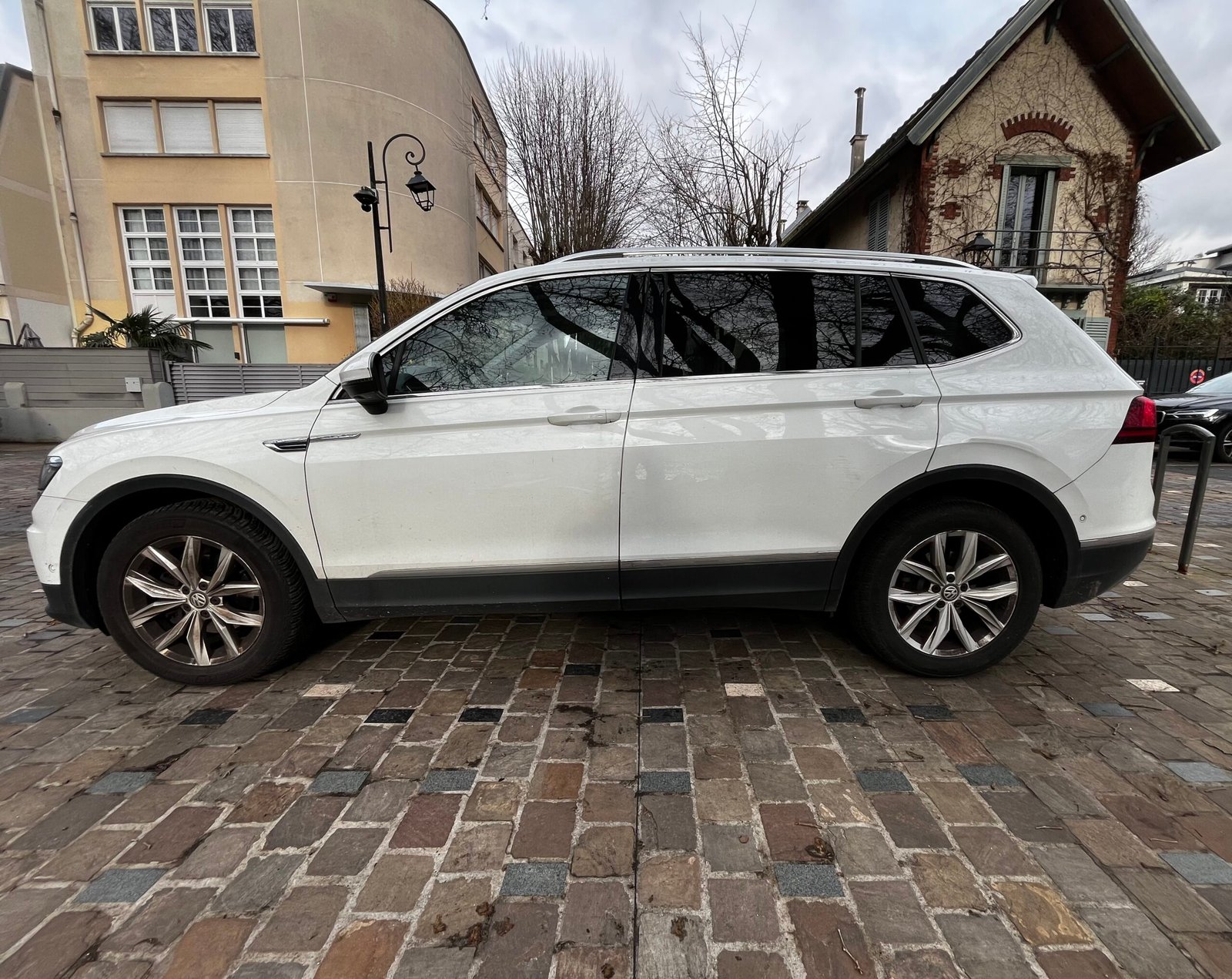 VOLKSWAGEN Tiguan Allspace 2.0 TDI DSG7 150Ch “Carat”