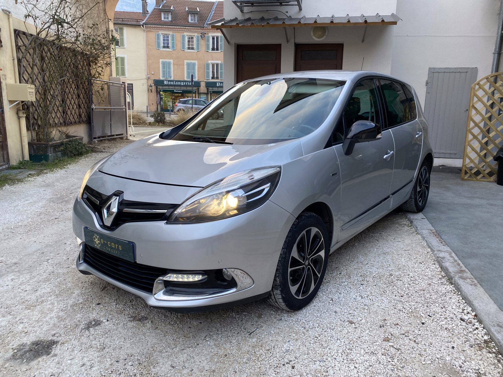 Renault Scenic 3 Phase 2 1.6 Dci 130 CH edition BOSE