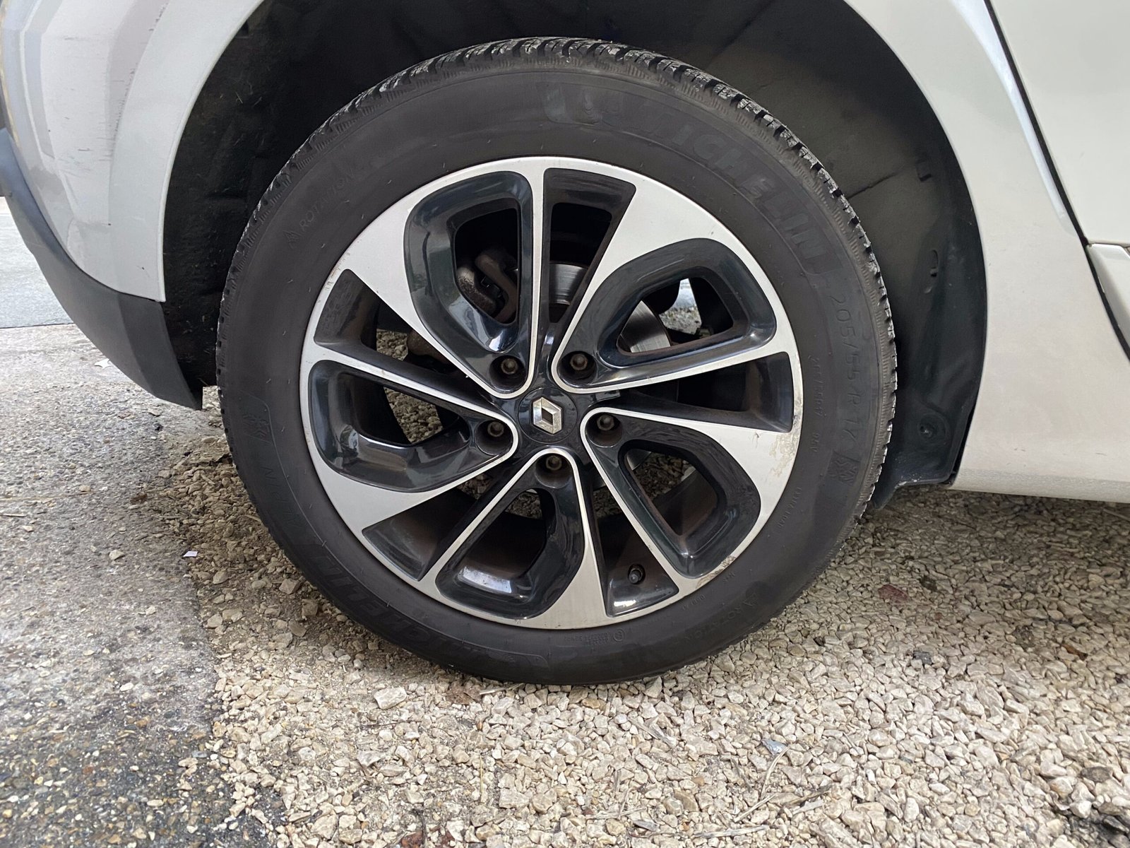 Renault Scenic 3 Phase 2 1.6 Dci 130 CH edition BOSE