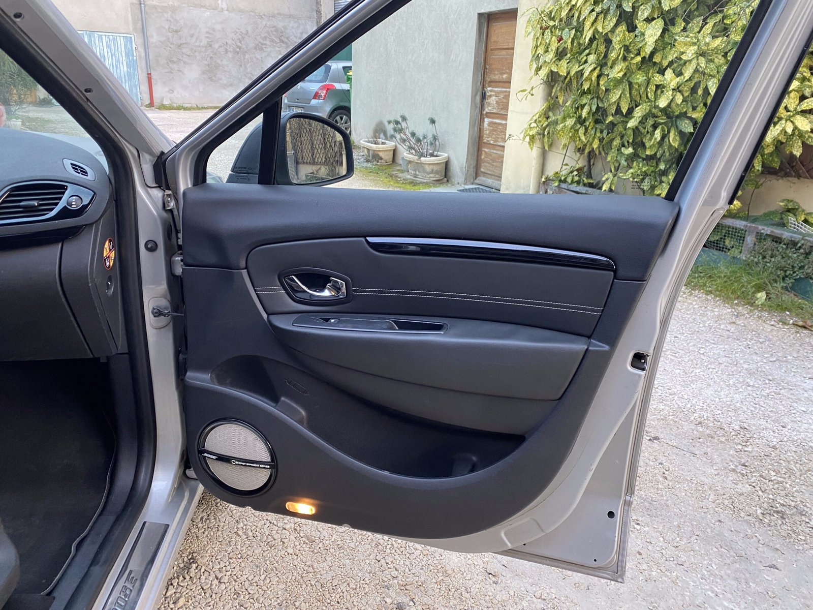 Renault Scenic 3 Phase 2 1.6 Dci 130 CH edition BOSE