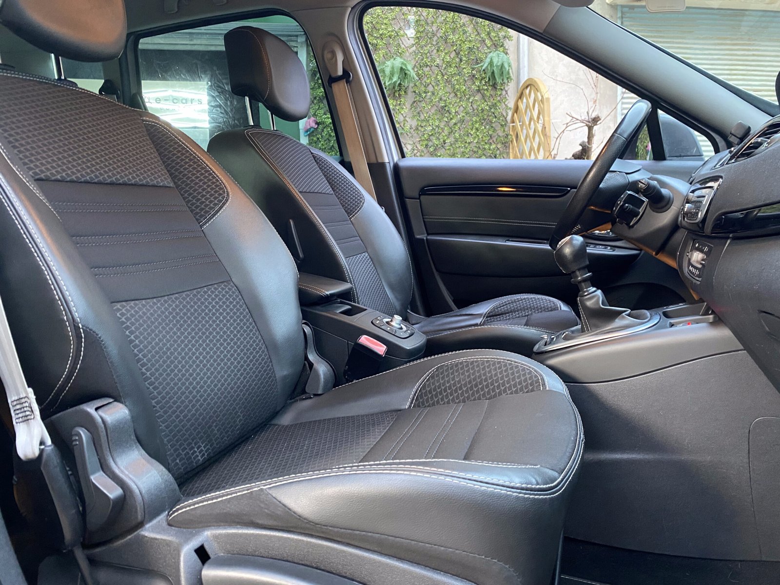 Renault Scenic 3 Phase 2 1.6 Dci 130 CH edition BOSE