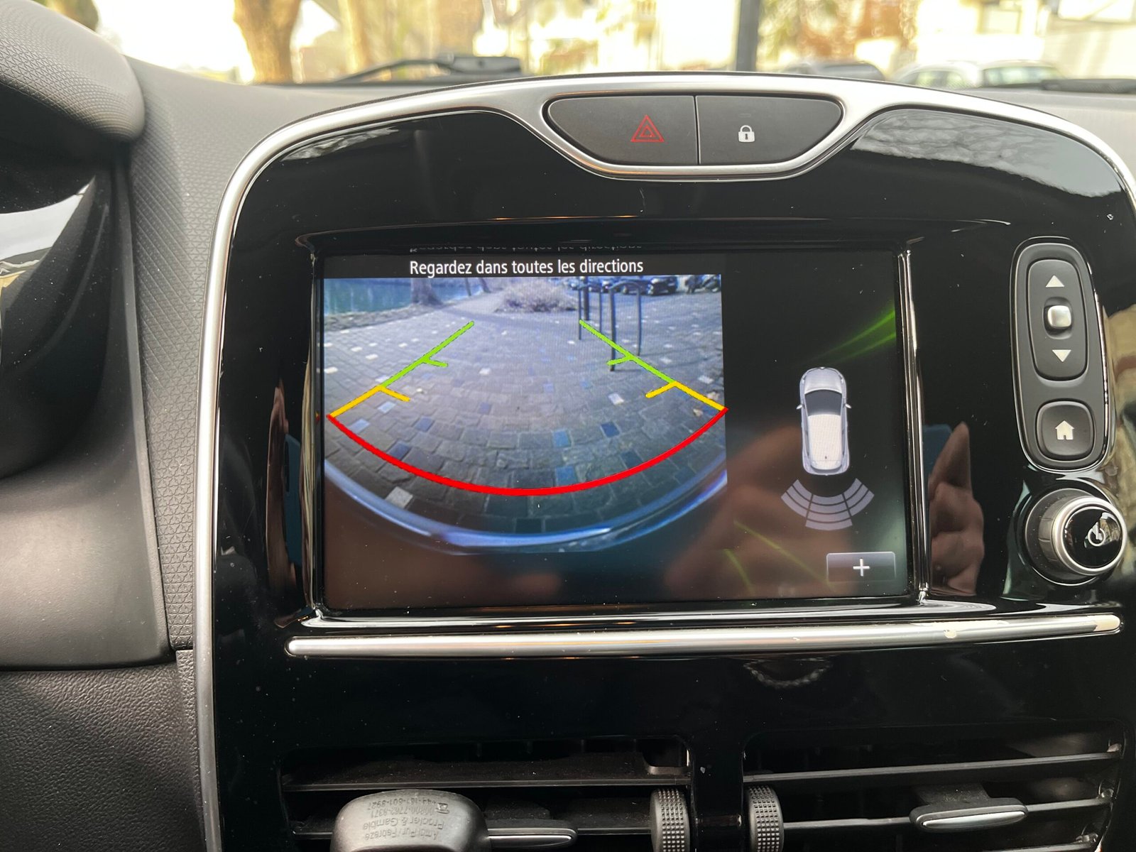 RENAULT Clio IV 1.2 TCe EDC 120Ch “Iconic”