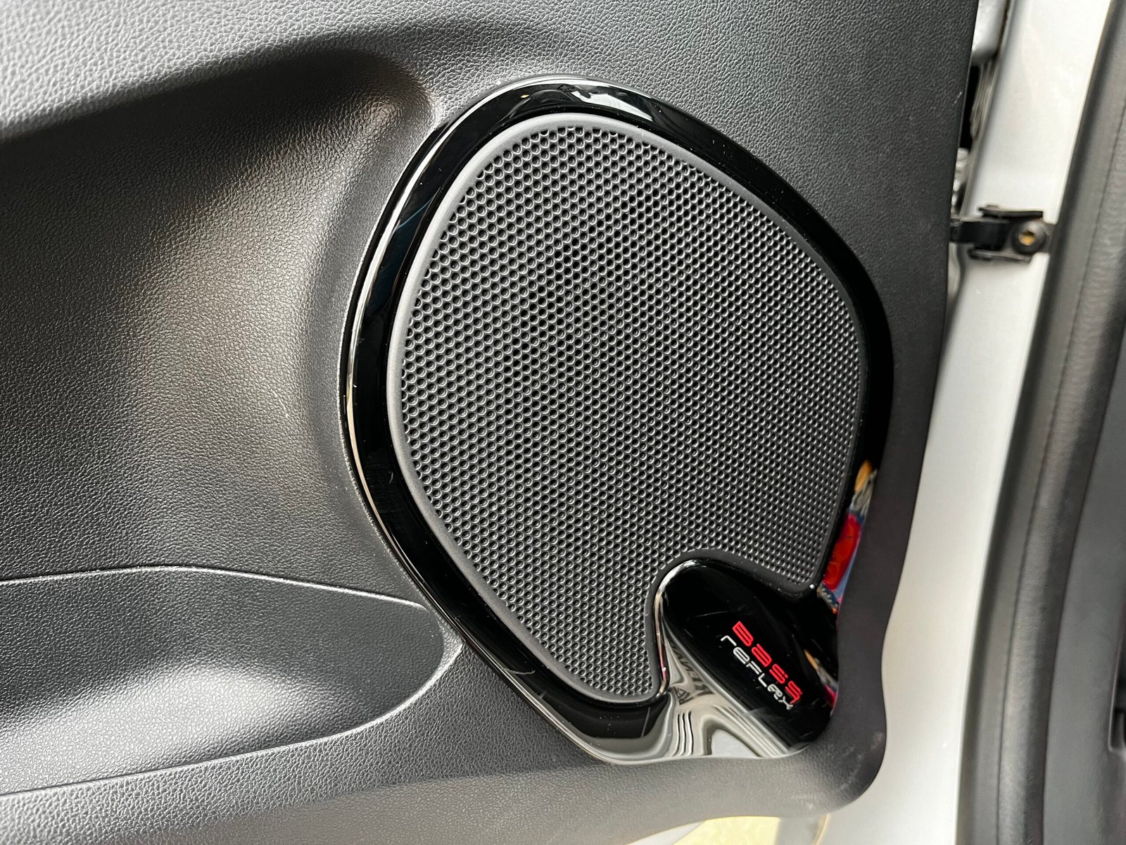 RENAULT Clio IV 1.2 TCe EDC 120Ch “Iconic”