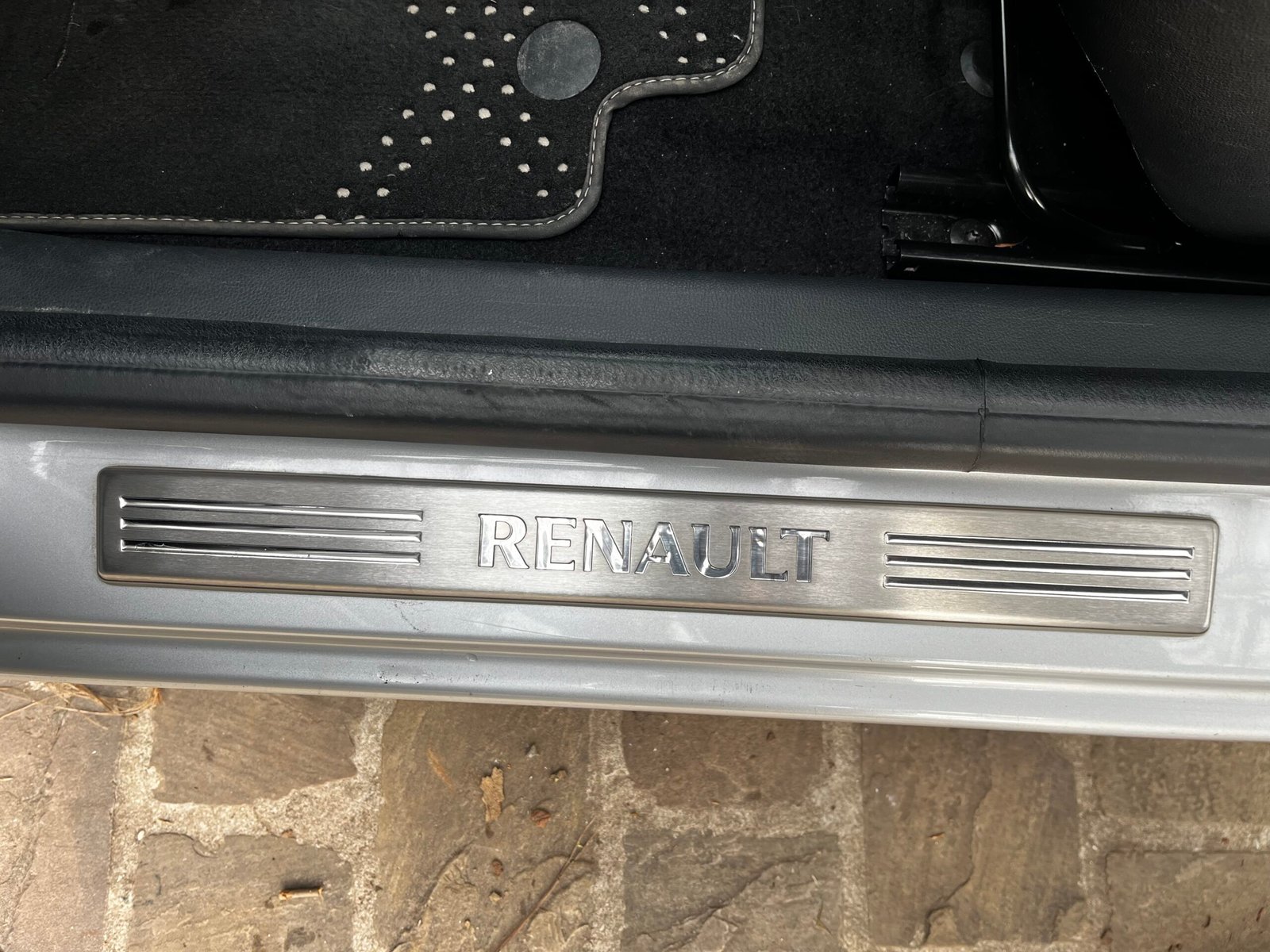 RENAULT Clio IV 1.2 TCe EDC 120Ch “Iconic”