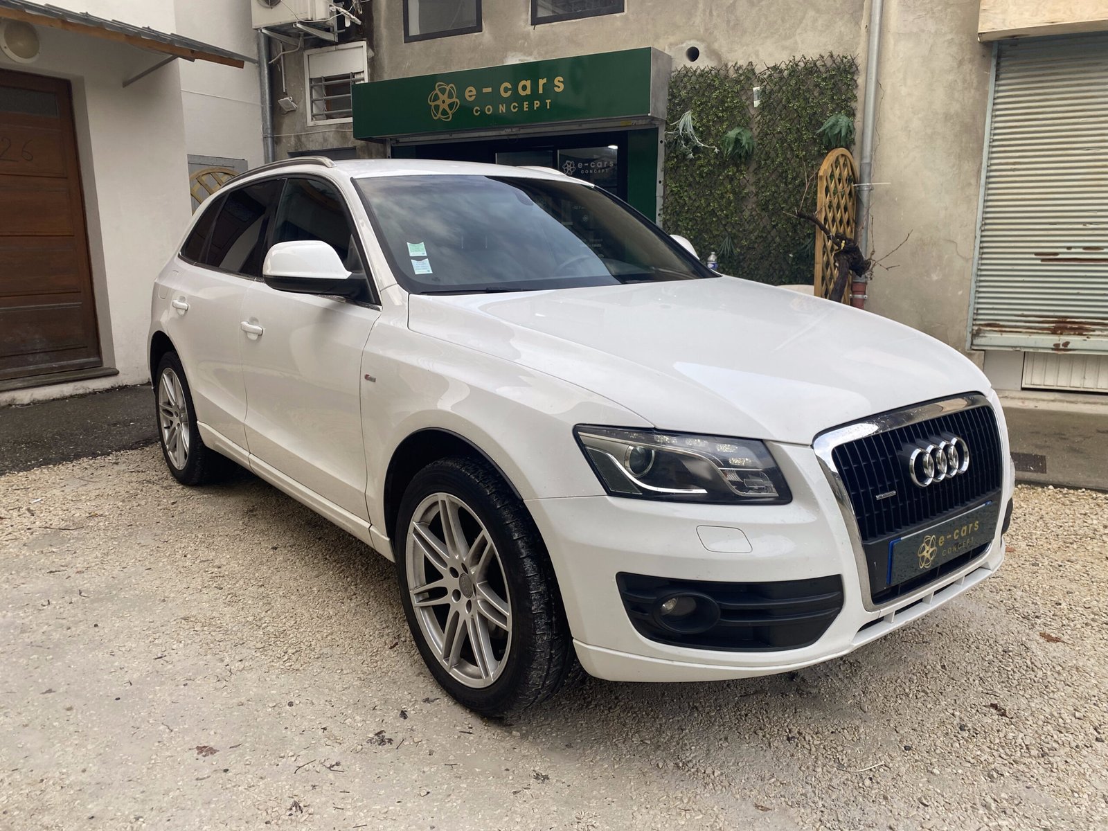 AUDI Q5 3.0 litres TDI V6 Turbo QUATTRO