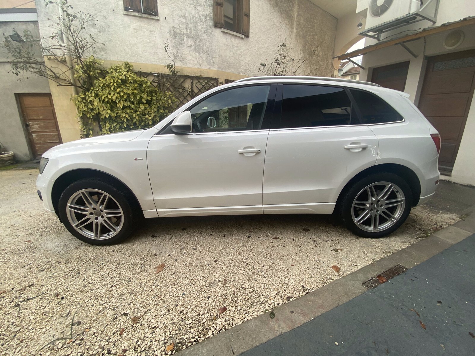AUDI Q5 3.0 litres TDI V6 Turbo QUATTRO