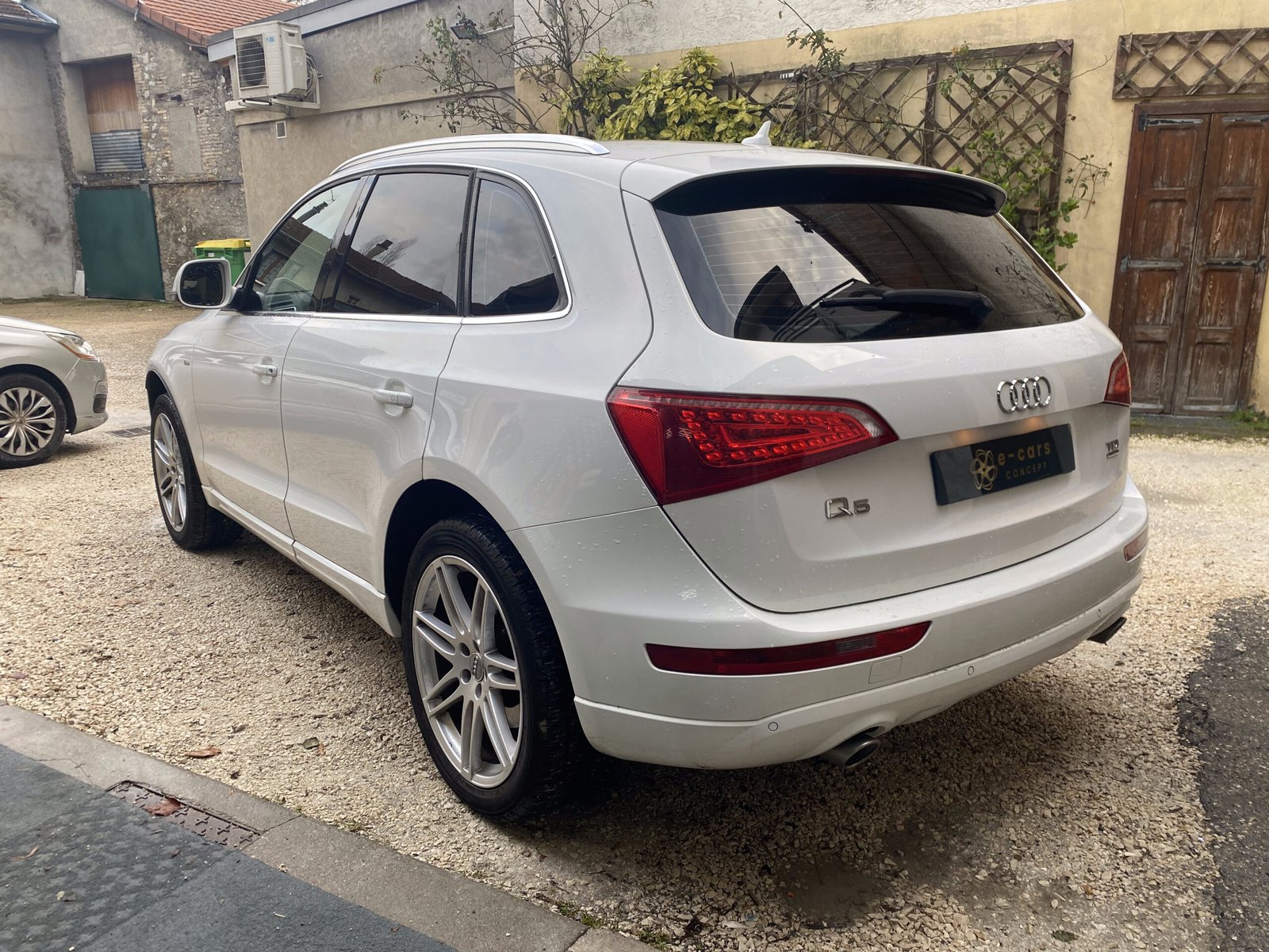 AUDI Q5 3.0 litres TDI V6 Turbo QUATTRO