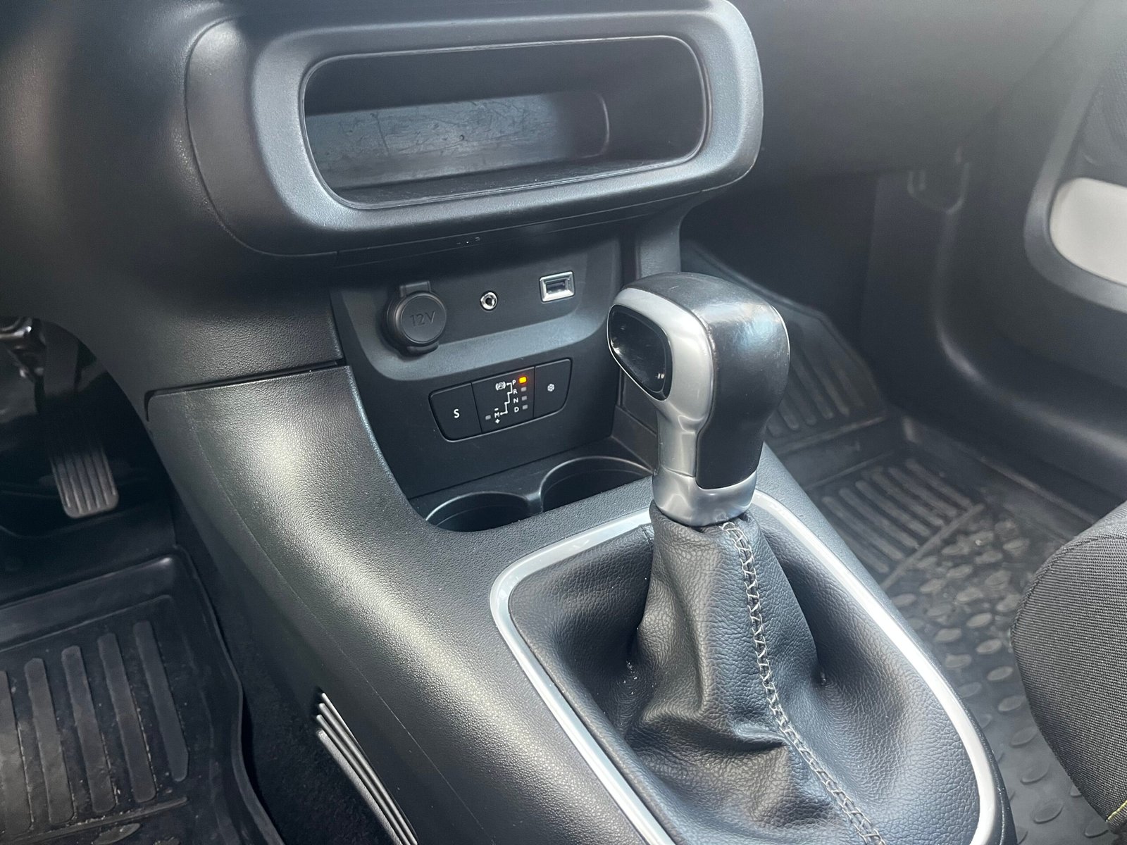 CITROËN C3 1.2 THP EAT6 110Ch “Shine”