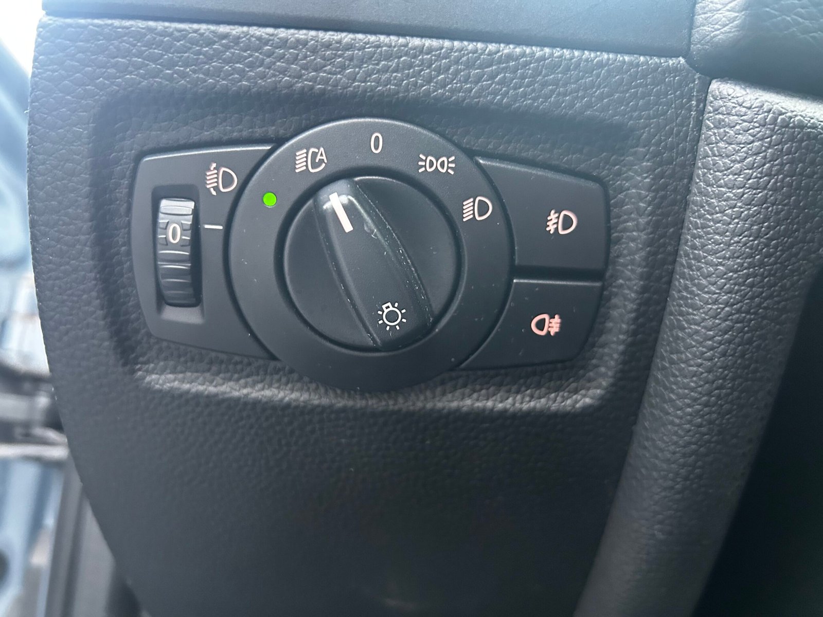 BMW Série 1 (E81) 116i 1.6 i 16V 122 cv