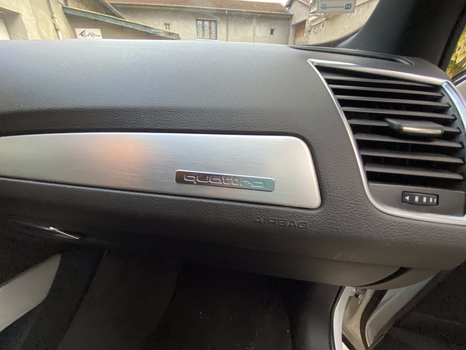 AUDI Q5 3.0 litres TDI V6 Turbo QUATTRO