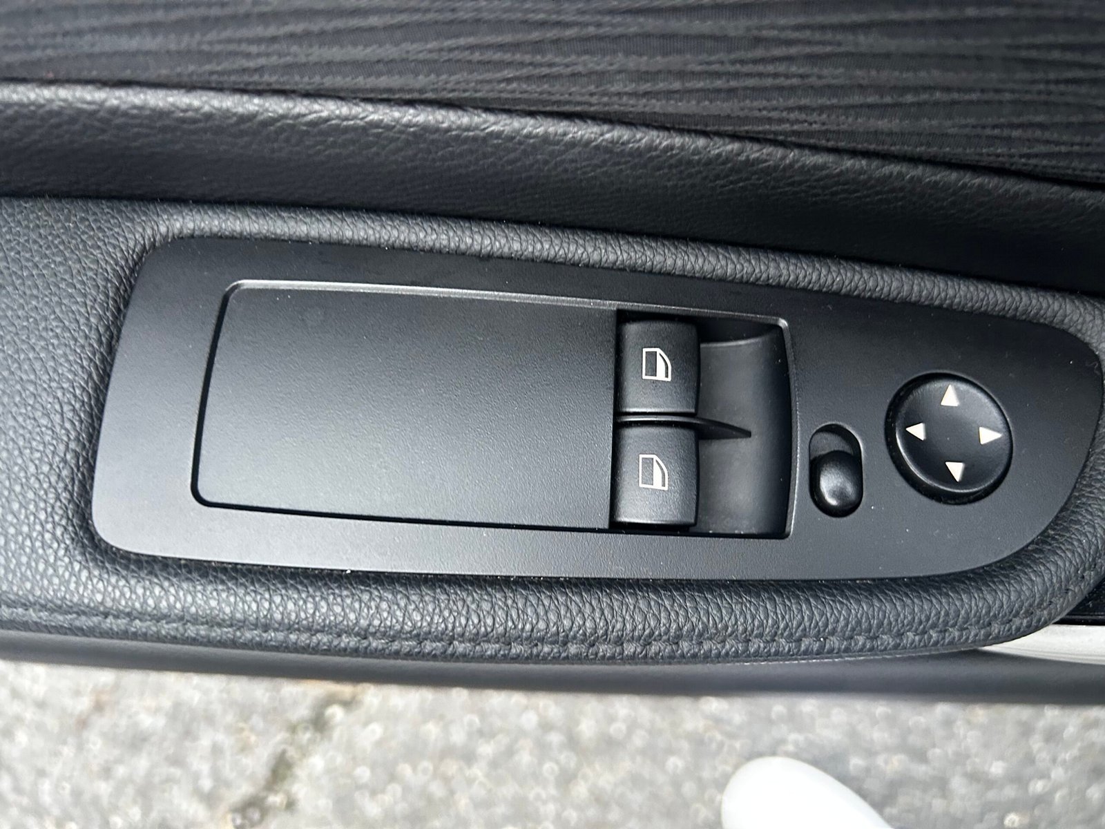 BMW Série 1 (E81) 116i 1.6 i 16V 122 cv